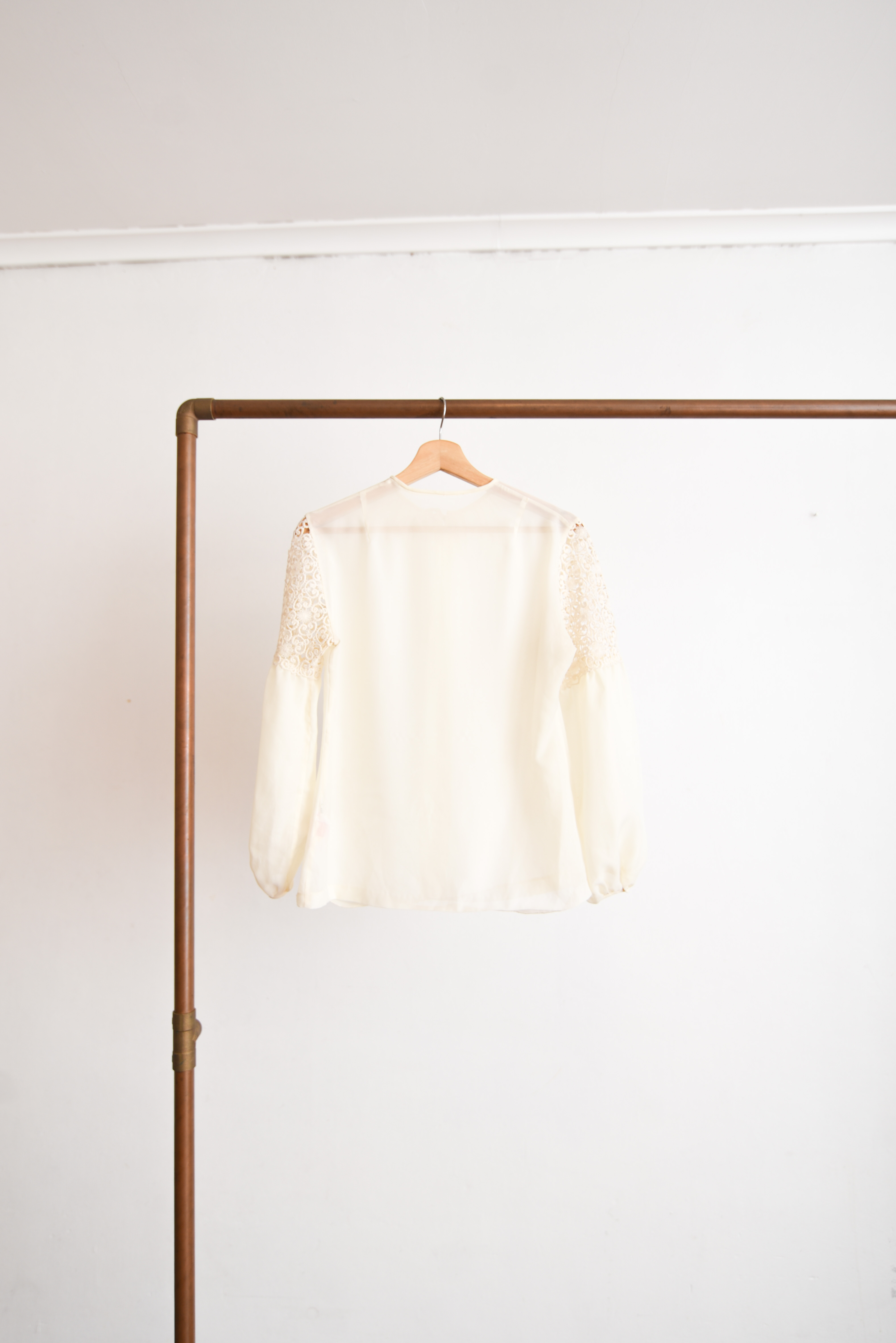 Blusa marfil vintage 60s