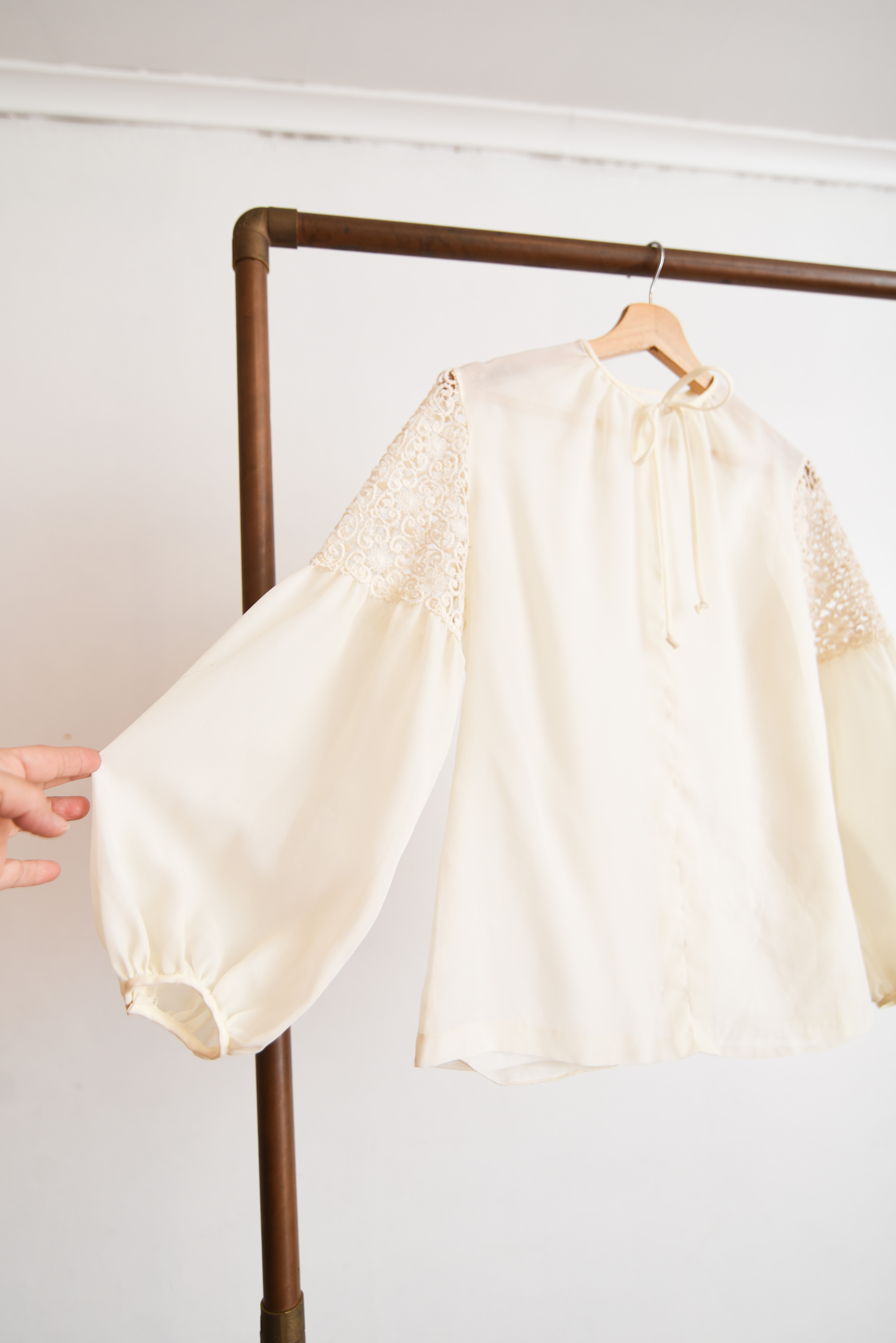 Blusa marfil vintage 60s