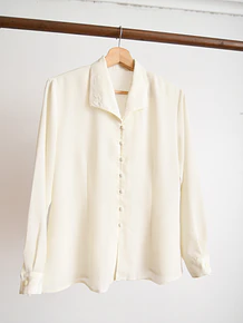 Blusa marfil vintage bordada