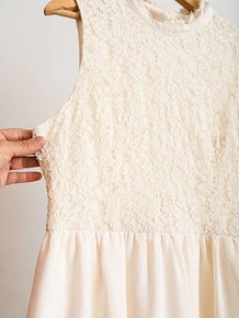 Vestido marfil encaje vaporoso