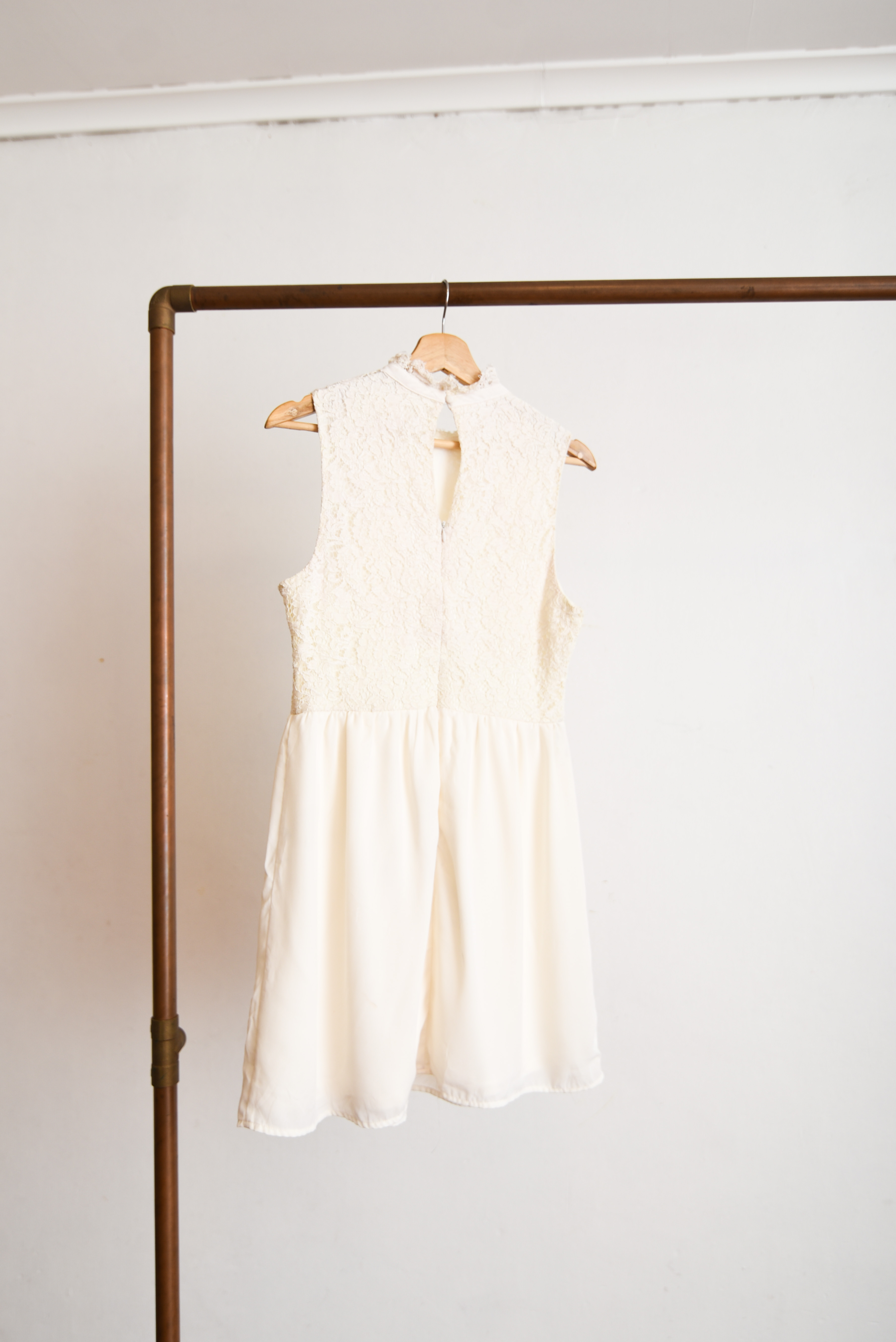 Vestido marfil encaje vaporoso