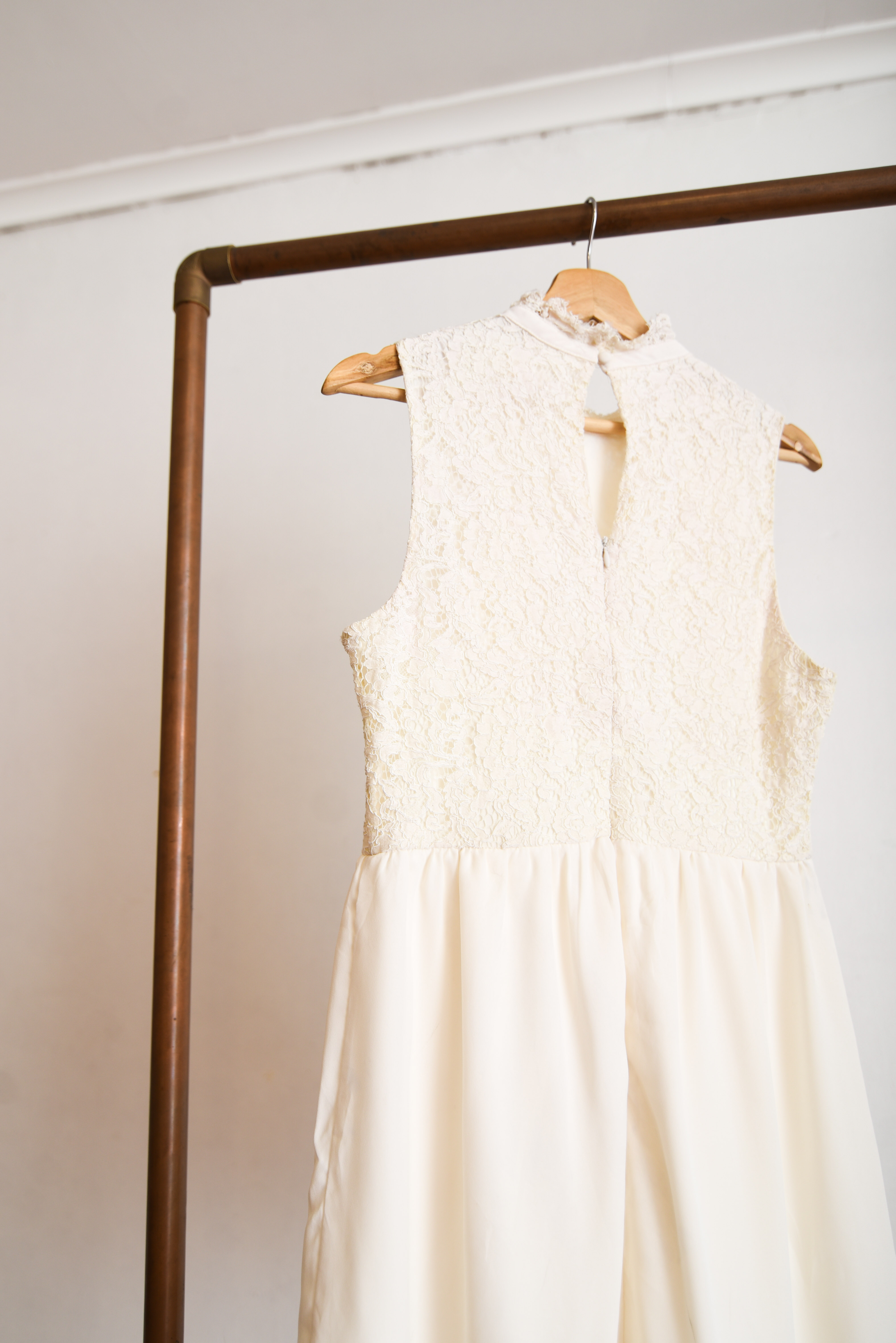 Vestido marfil encaje vaporoso
