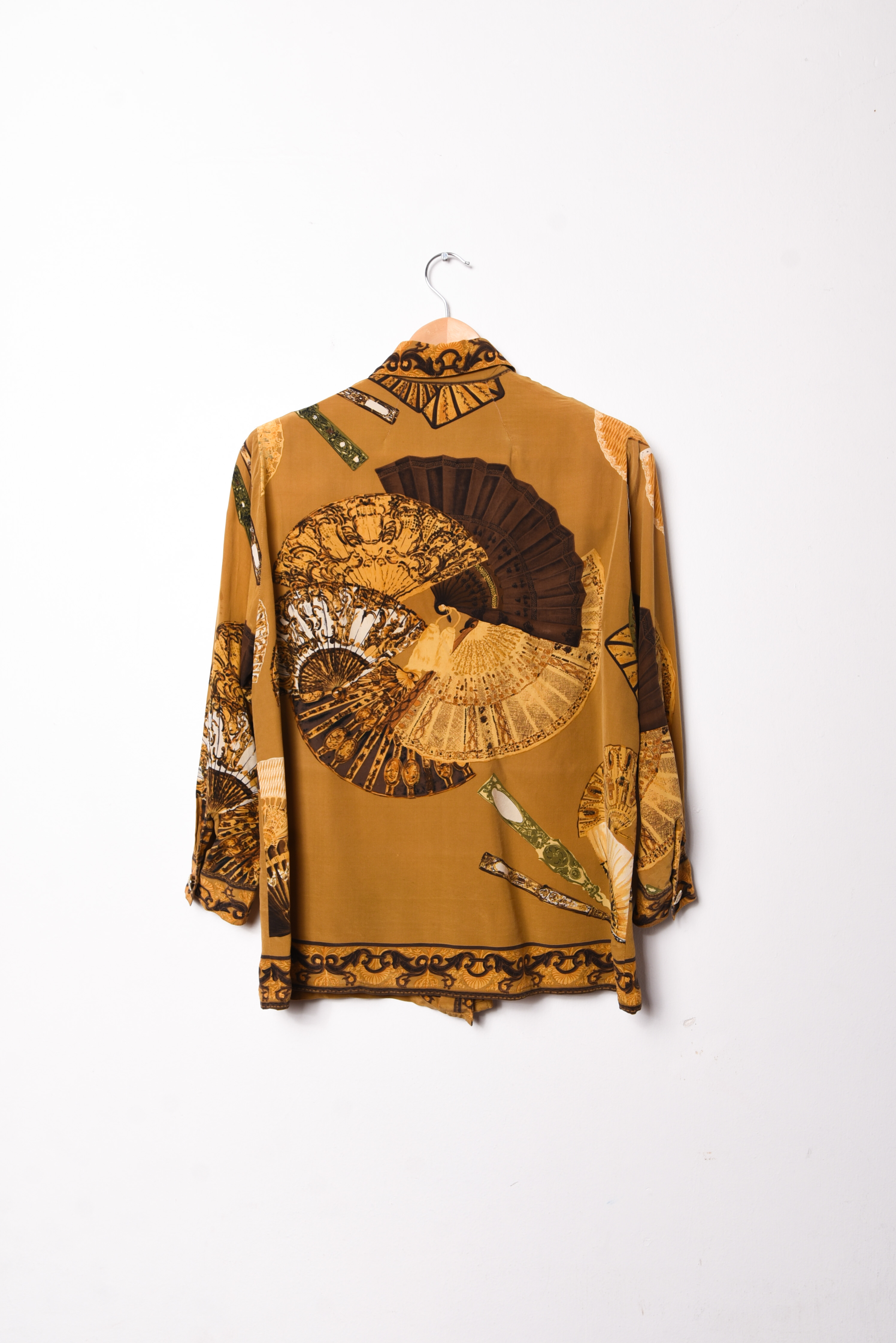 Blusa vintage silk abanicos