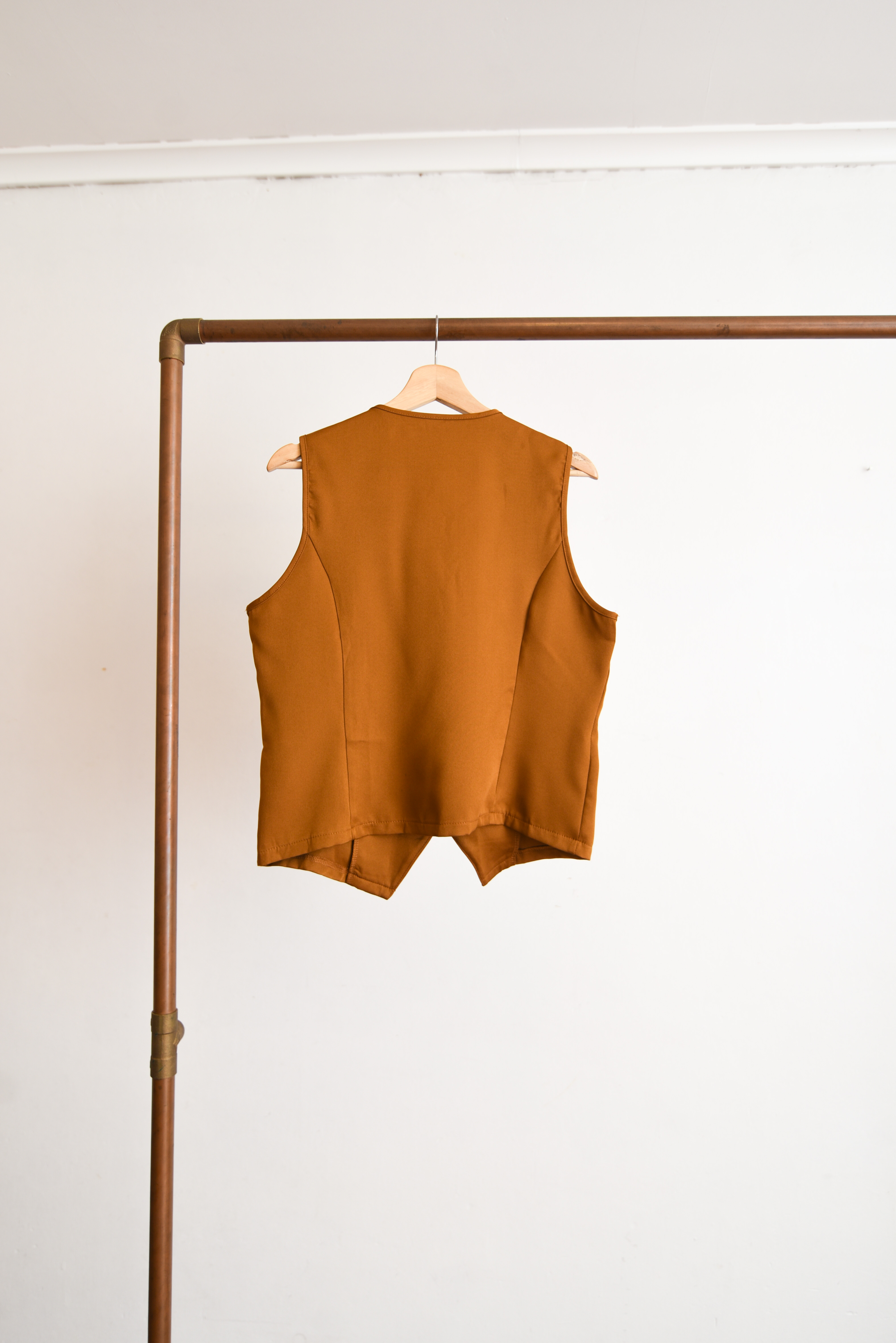 Vest camel botones