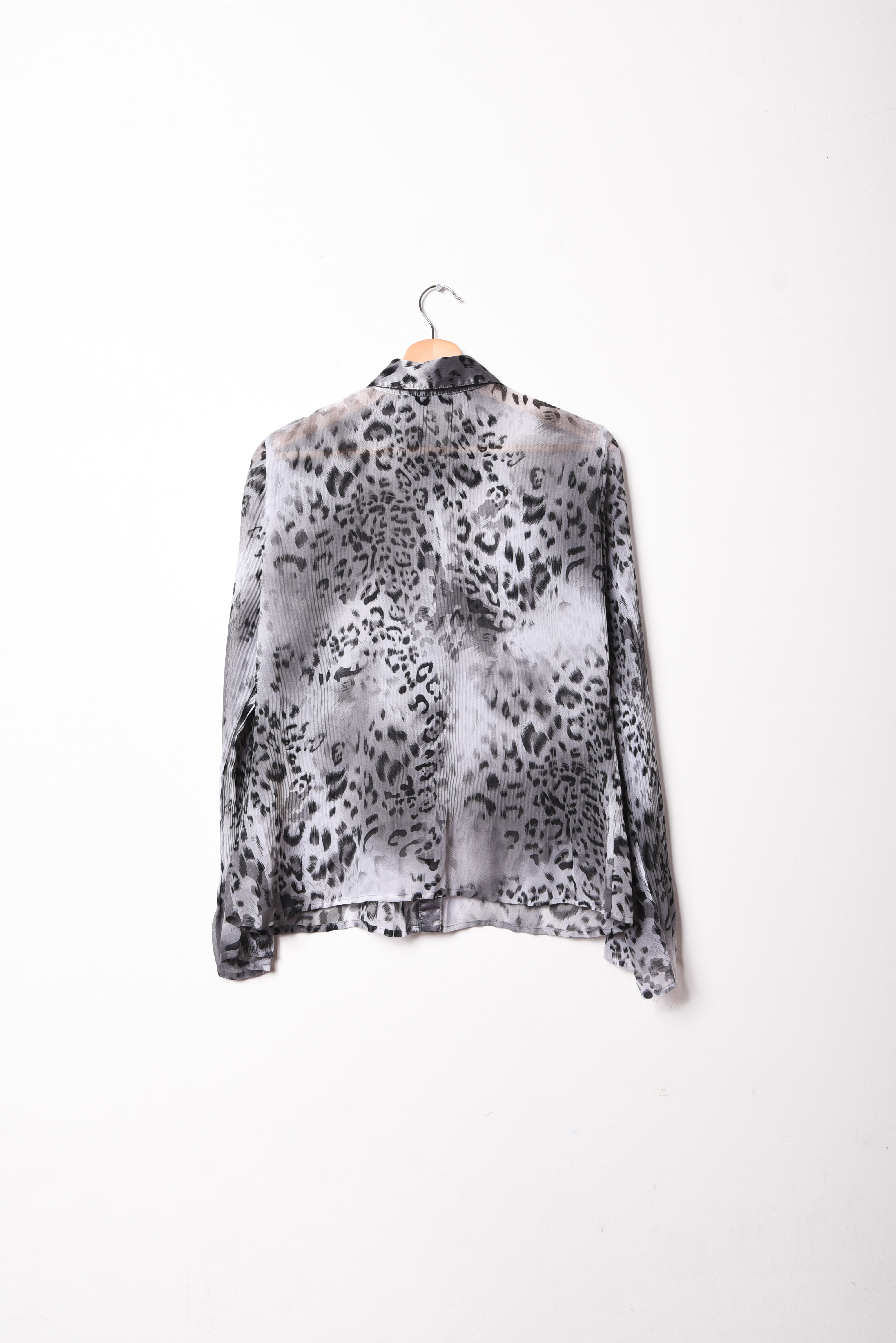 Blusa gris animal print y2k