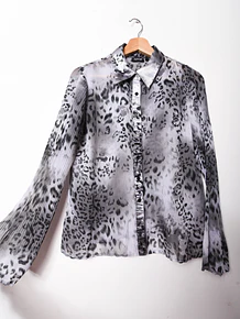 Blusa gris animal print y2k