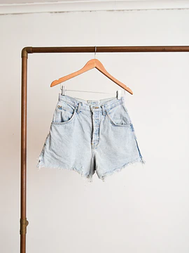 Short denim tiro alto