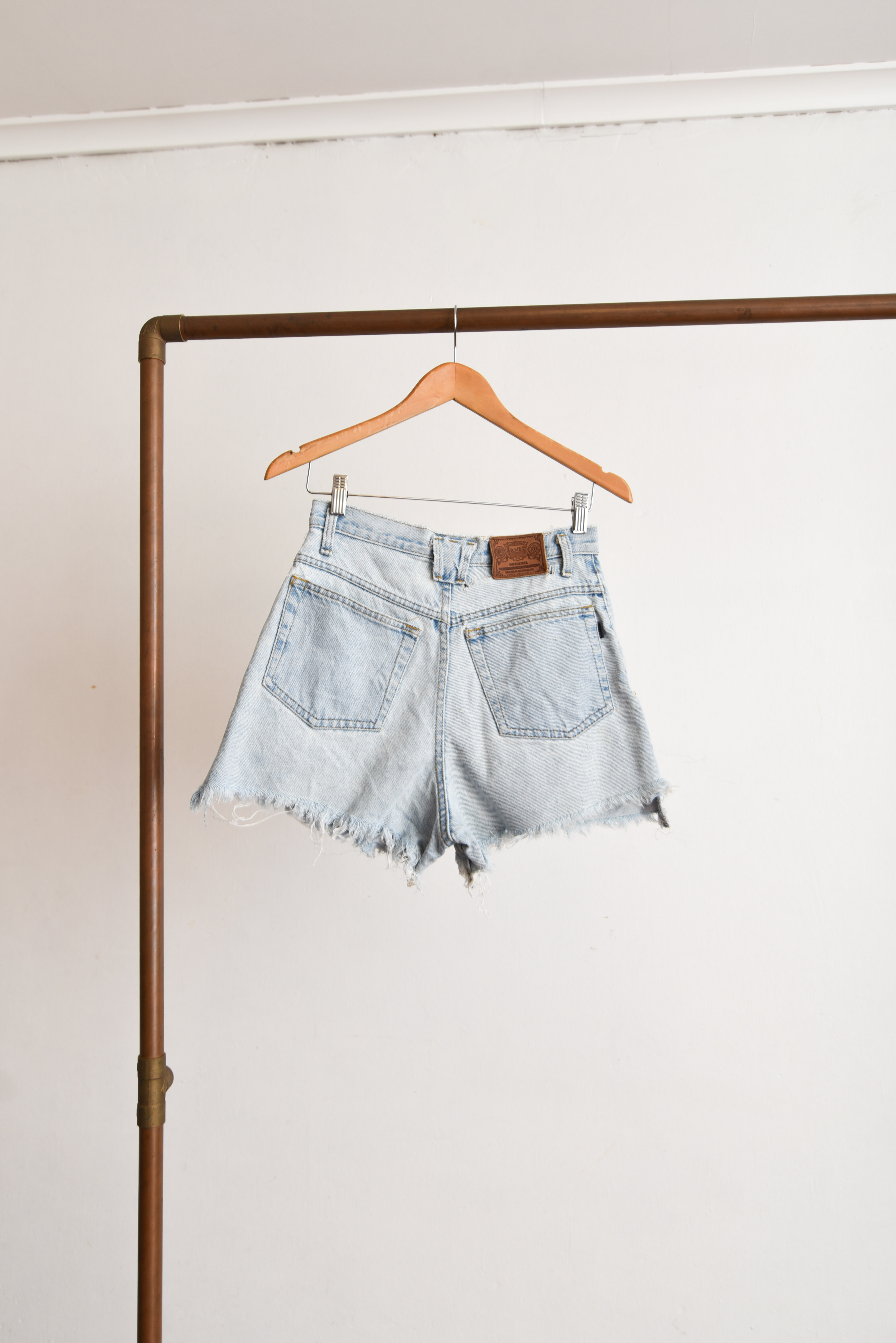 Short denim tiro alto