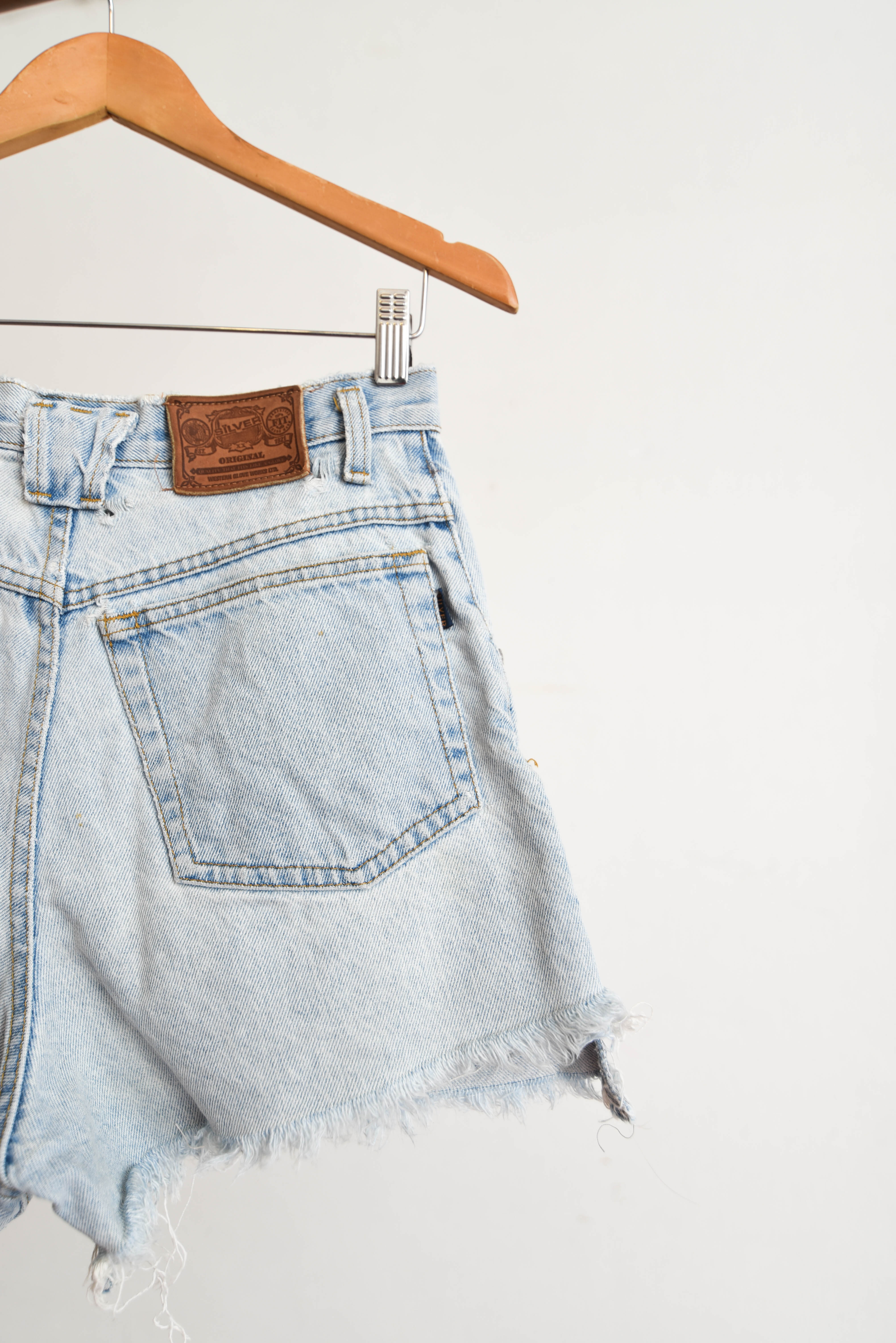 Short denim tiro alto