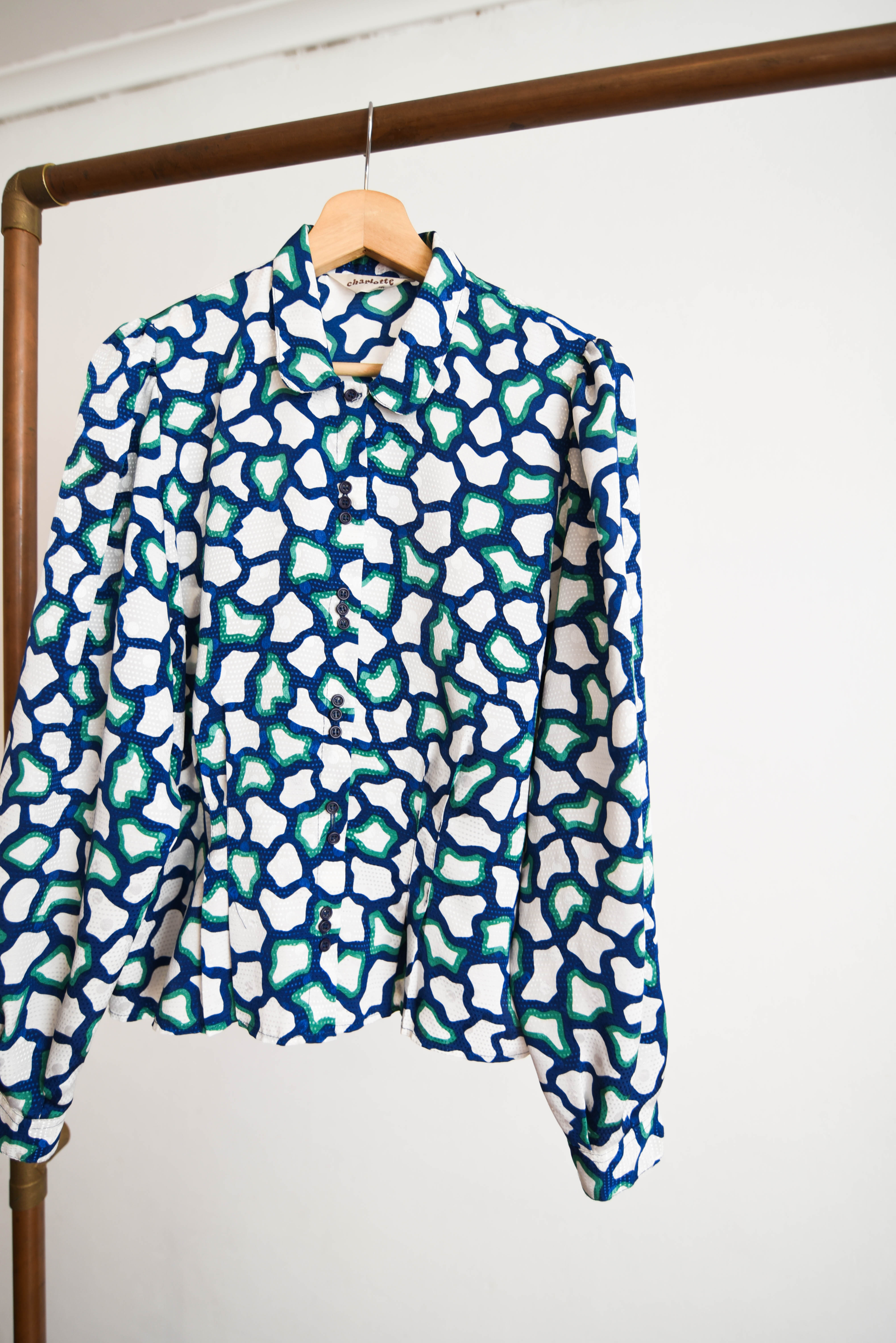 Blusa azul y verde satinada vintage