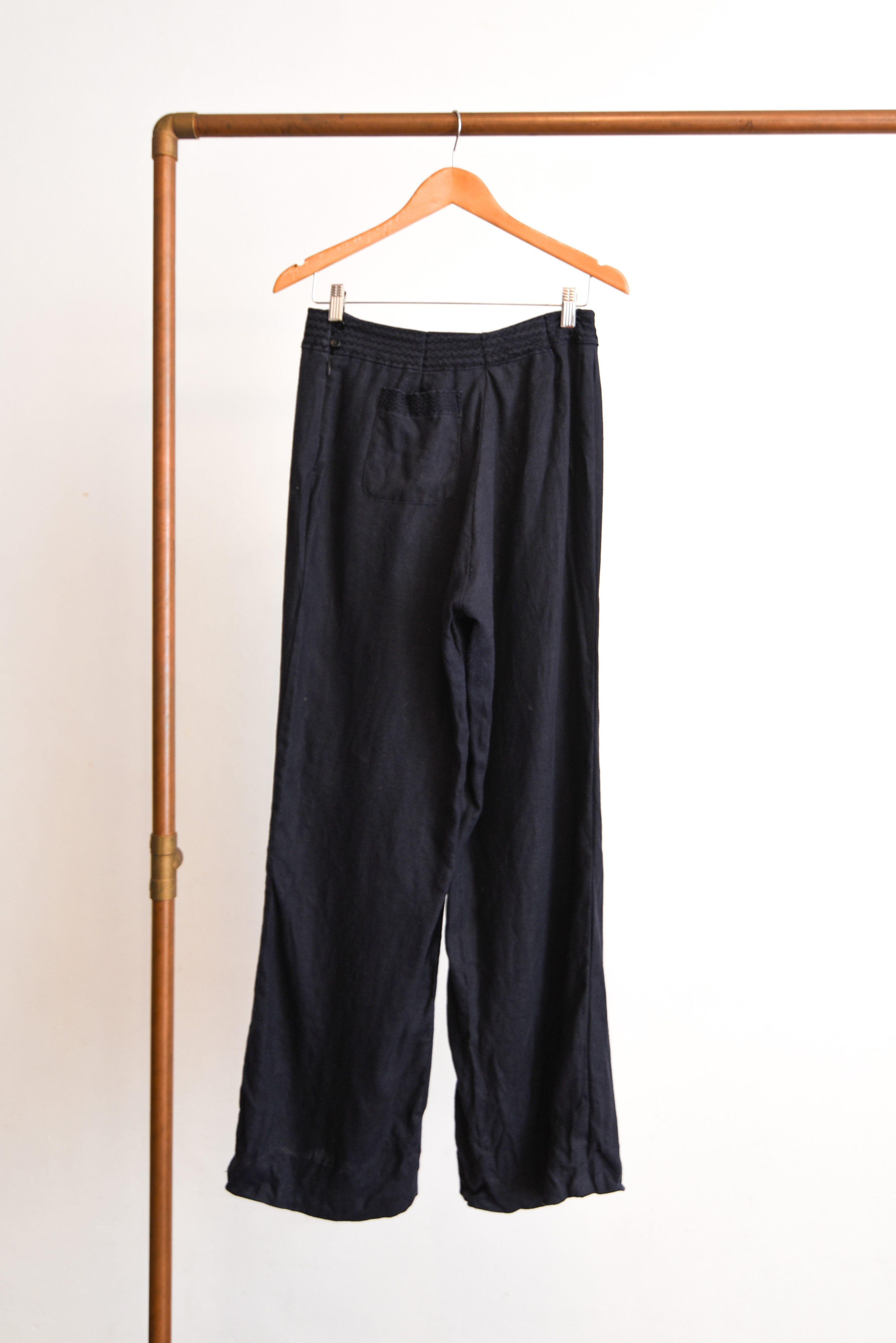 Pantalón azul marino lino