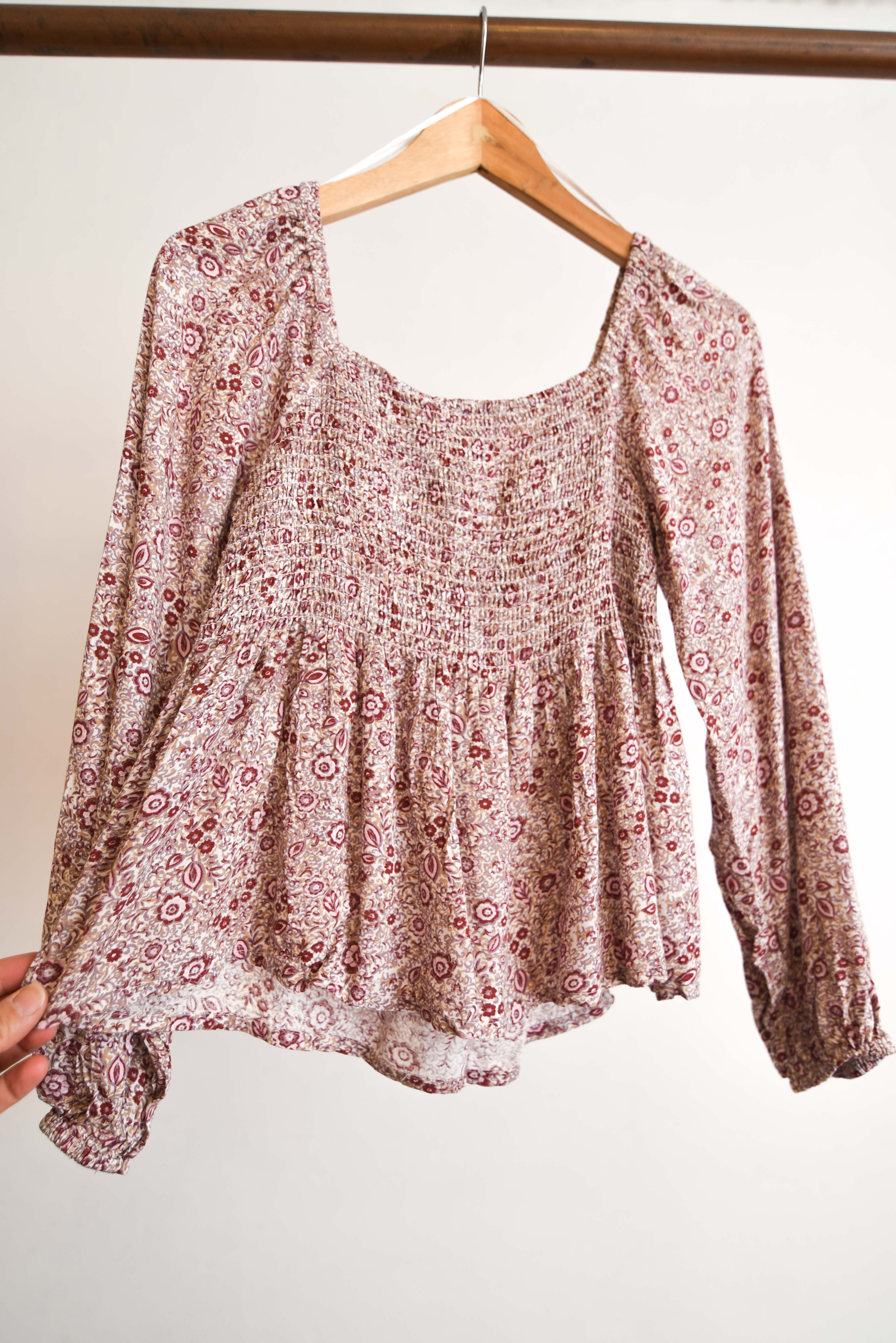 Blusa floral pastel globo