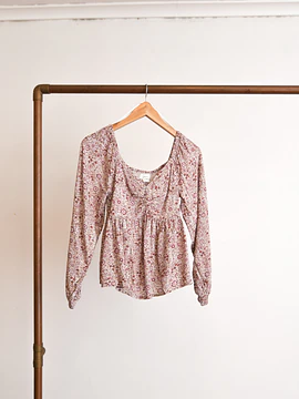 Blusa floral pastel globo