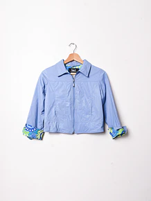 Chaqueta periwinkle y2k