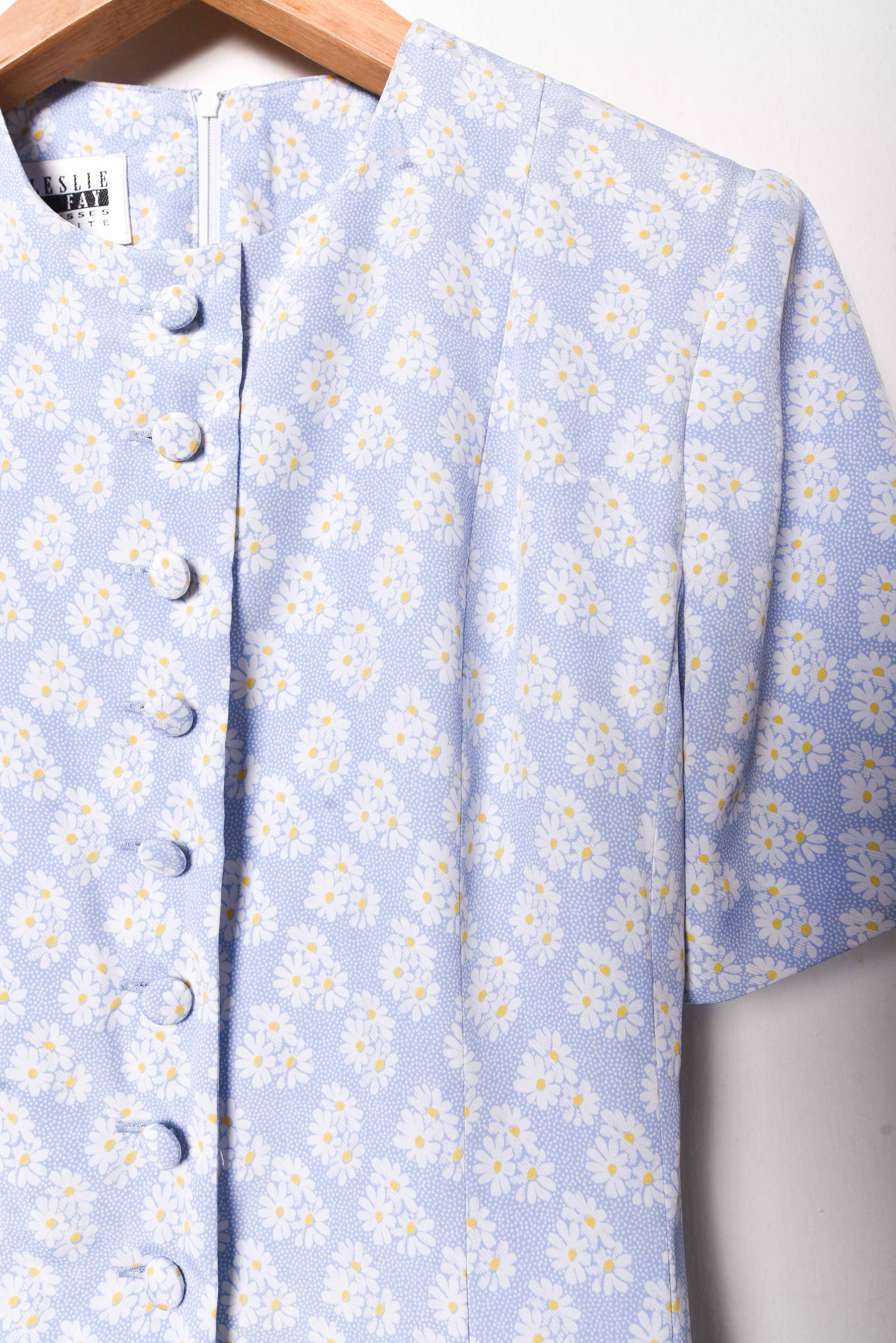 Vestido celeste floral 90s margaritas