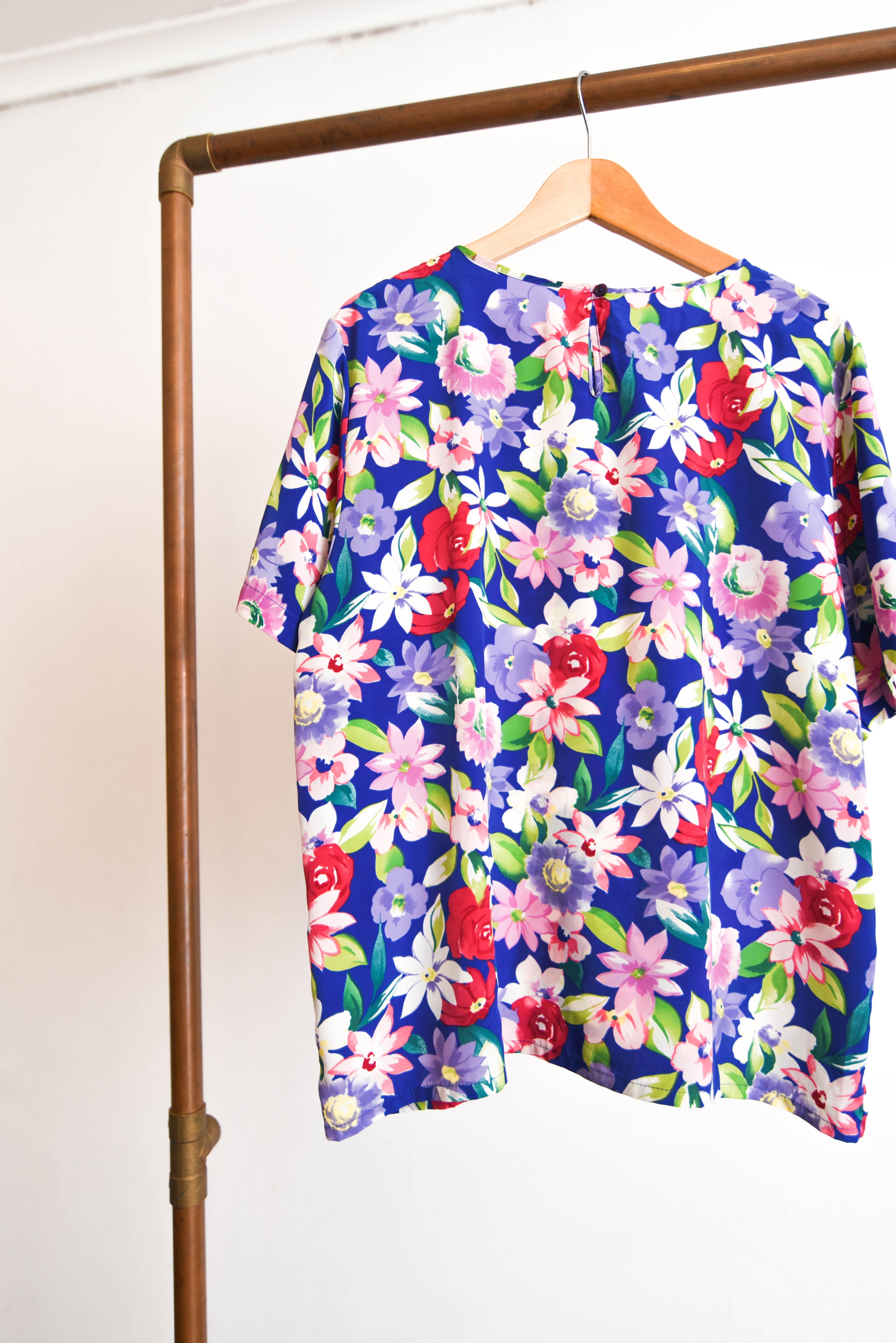 Blusa azulina floral vintage
