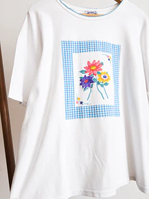 Polera blanca vintage gingham floral