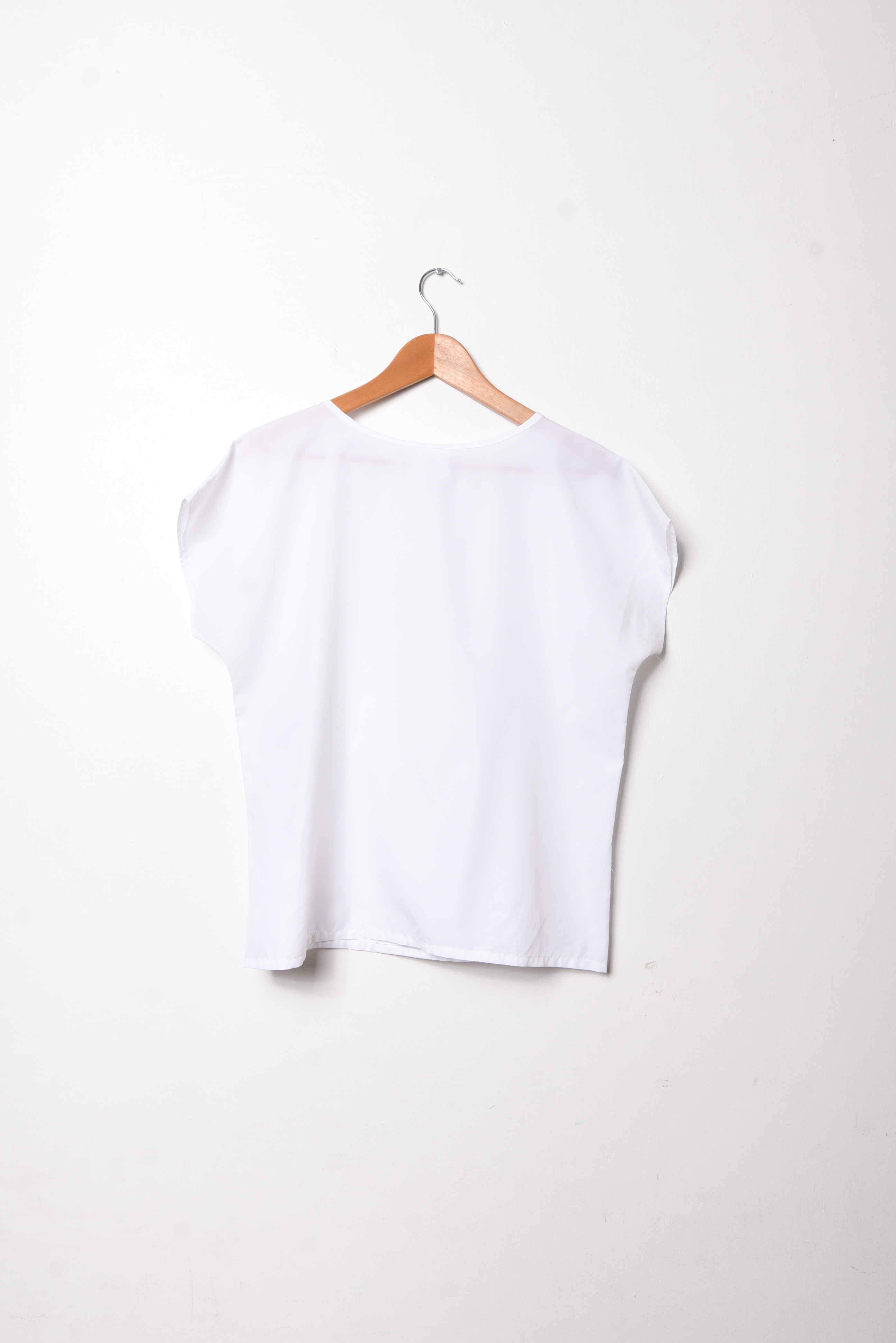 Blusa blanca 80s plisada