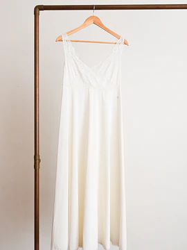 Maxi vestido lencero vintage encaje italiano