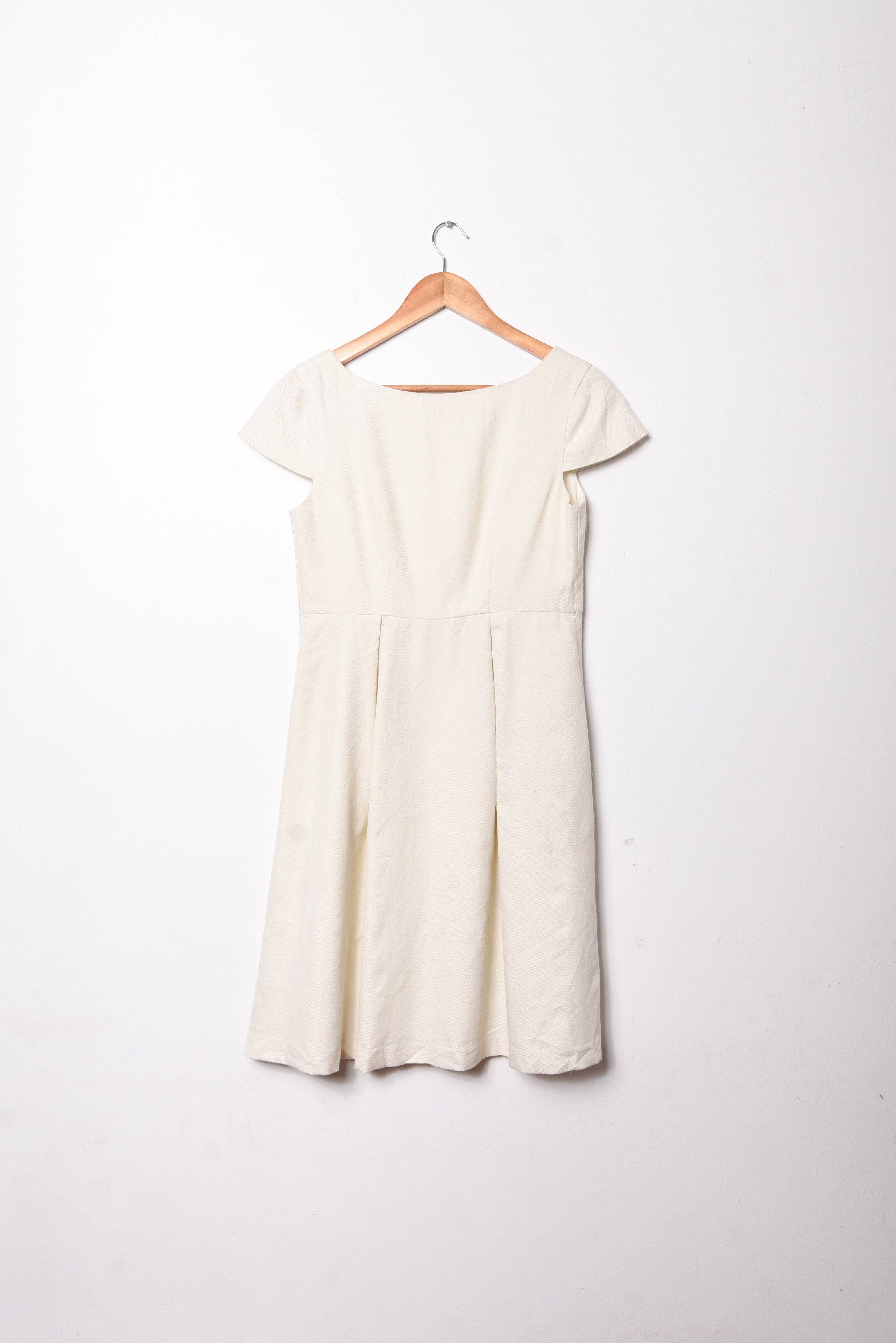Vestido marfil botones 