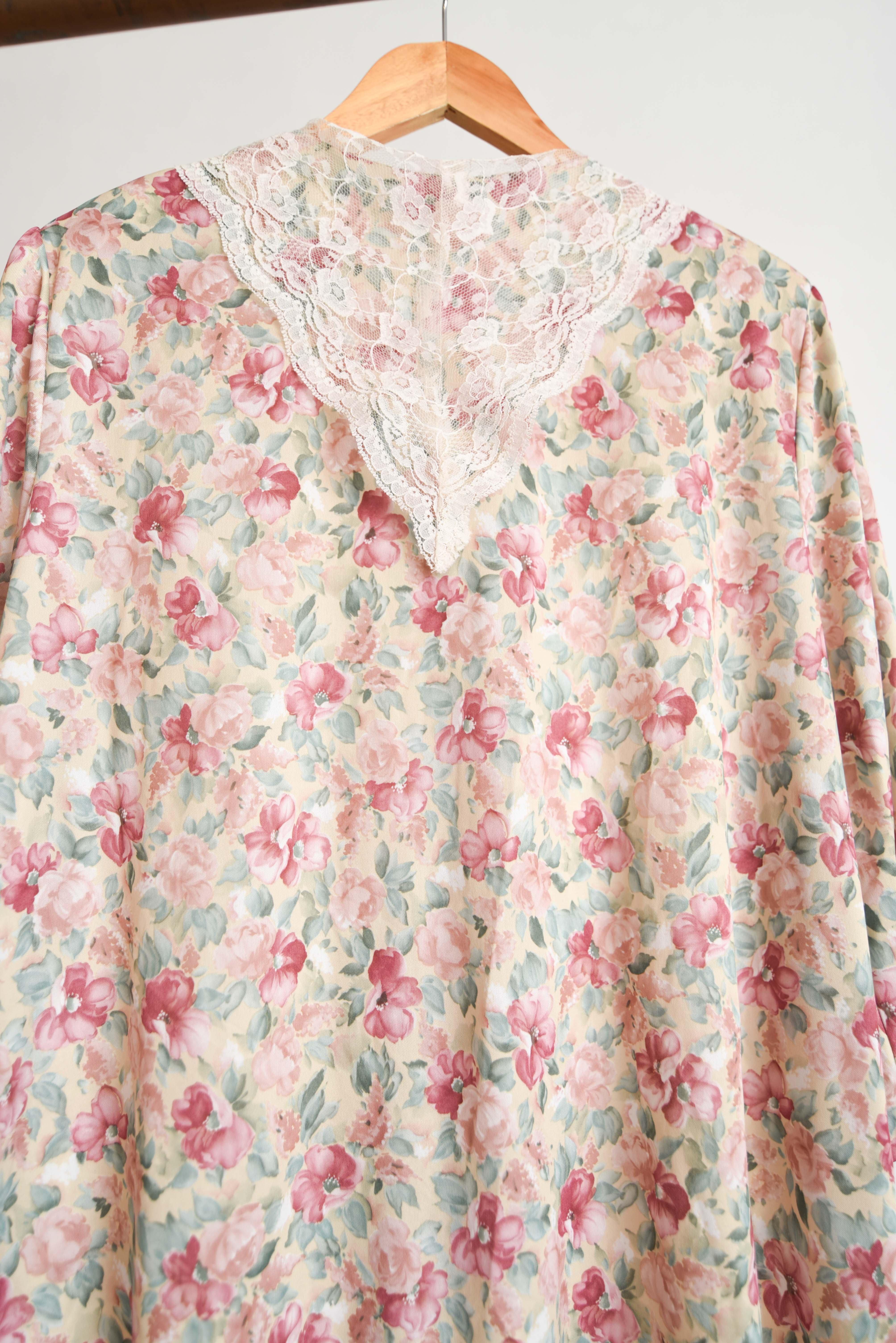 Vestido verde floral pastel vintage cuellito
