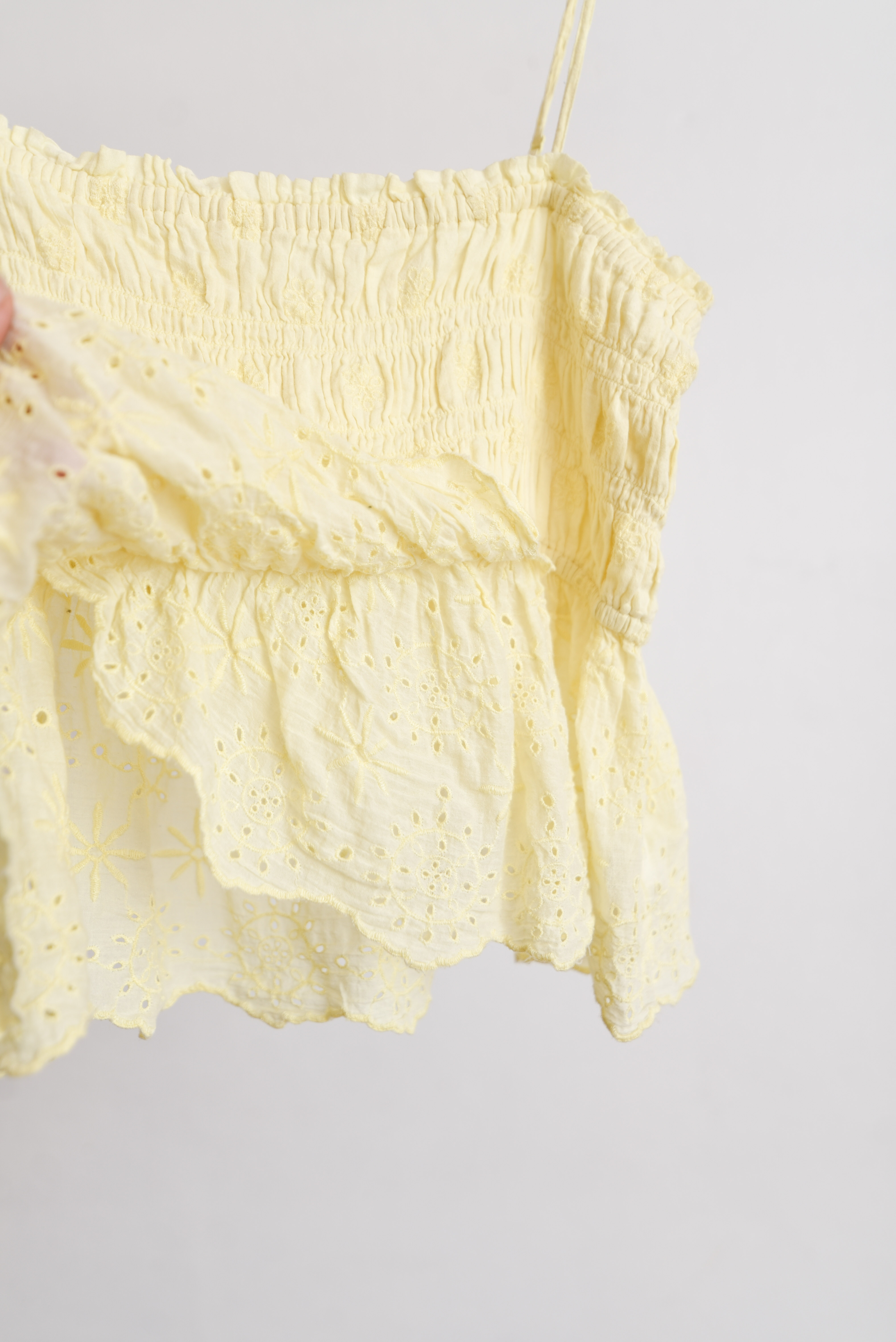 Top amarillo lima eyelet