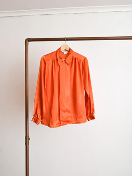 Blusa vintage naranjo satín