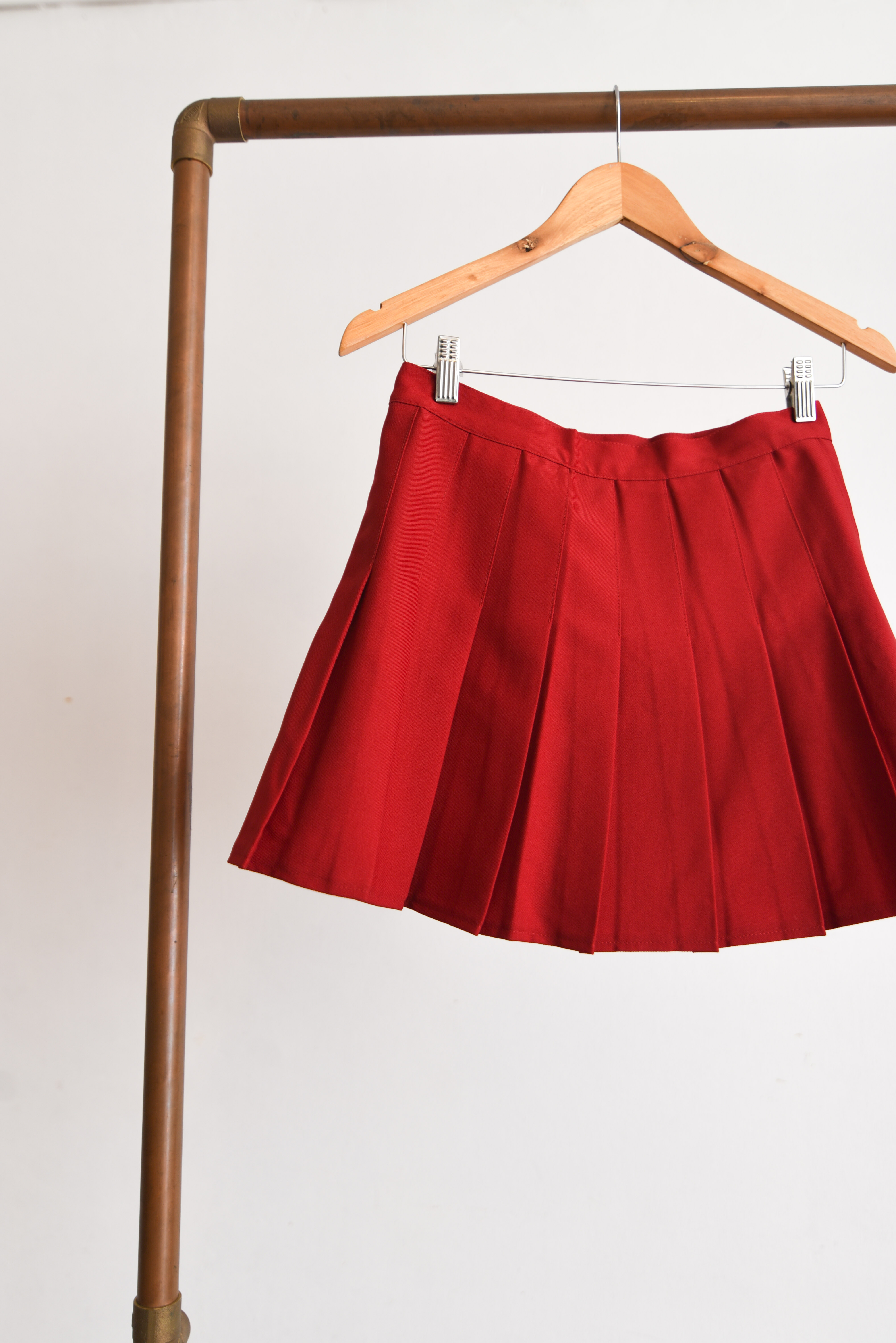 Falda roja American Apparel