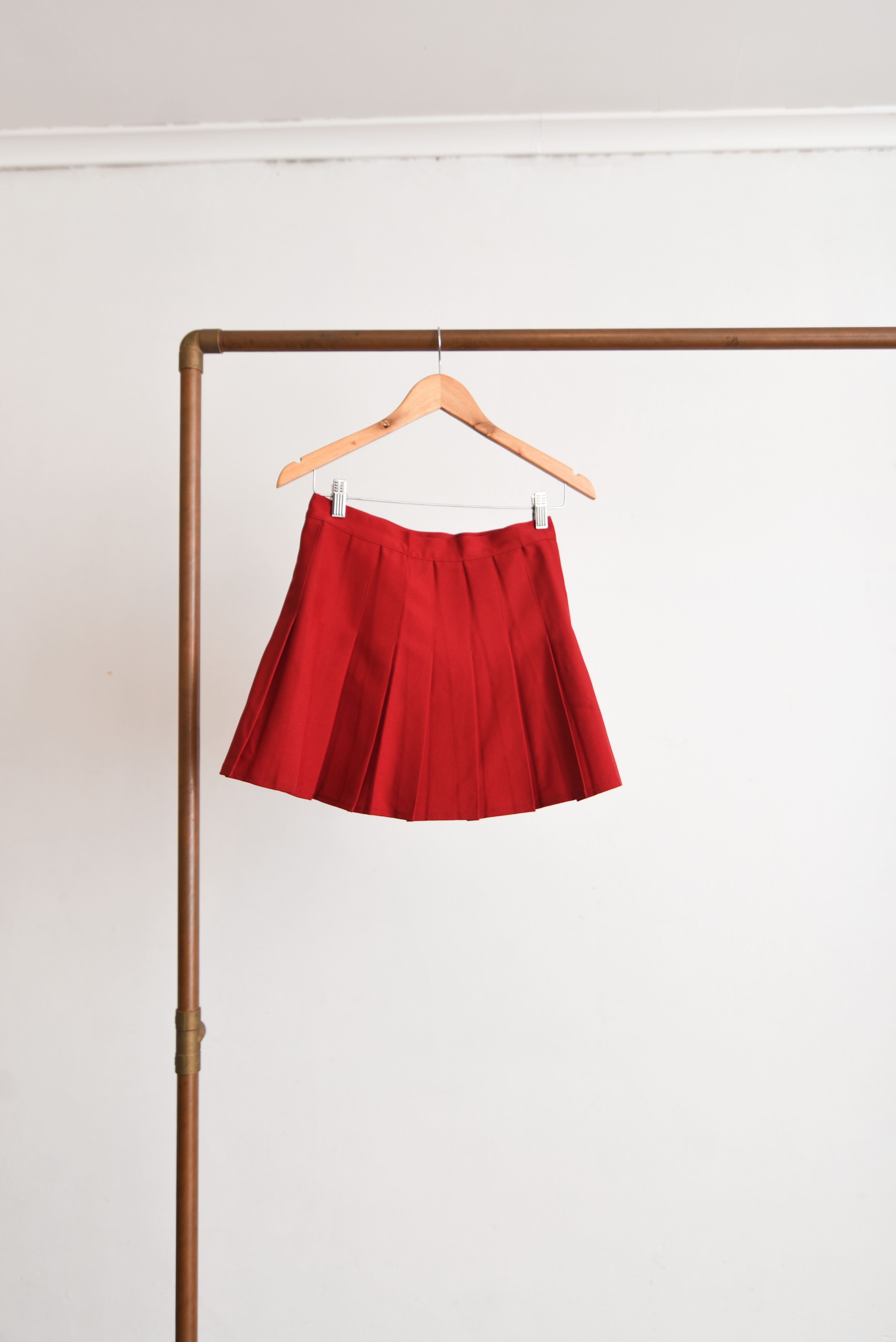 Falda roja American Apparel