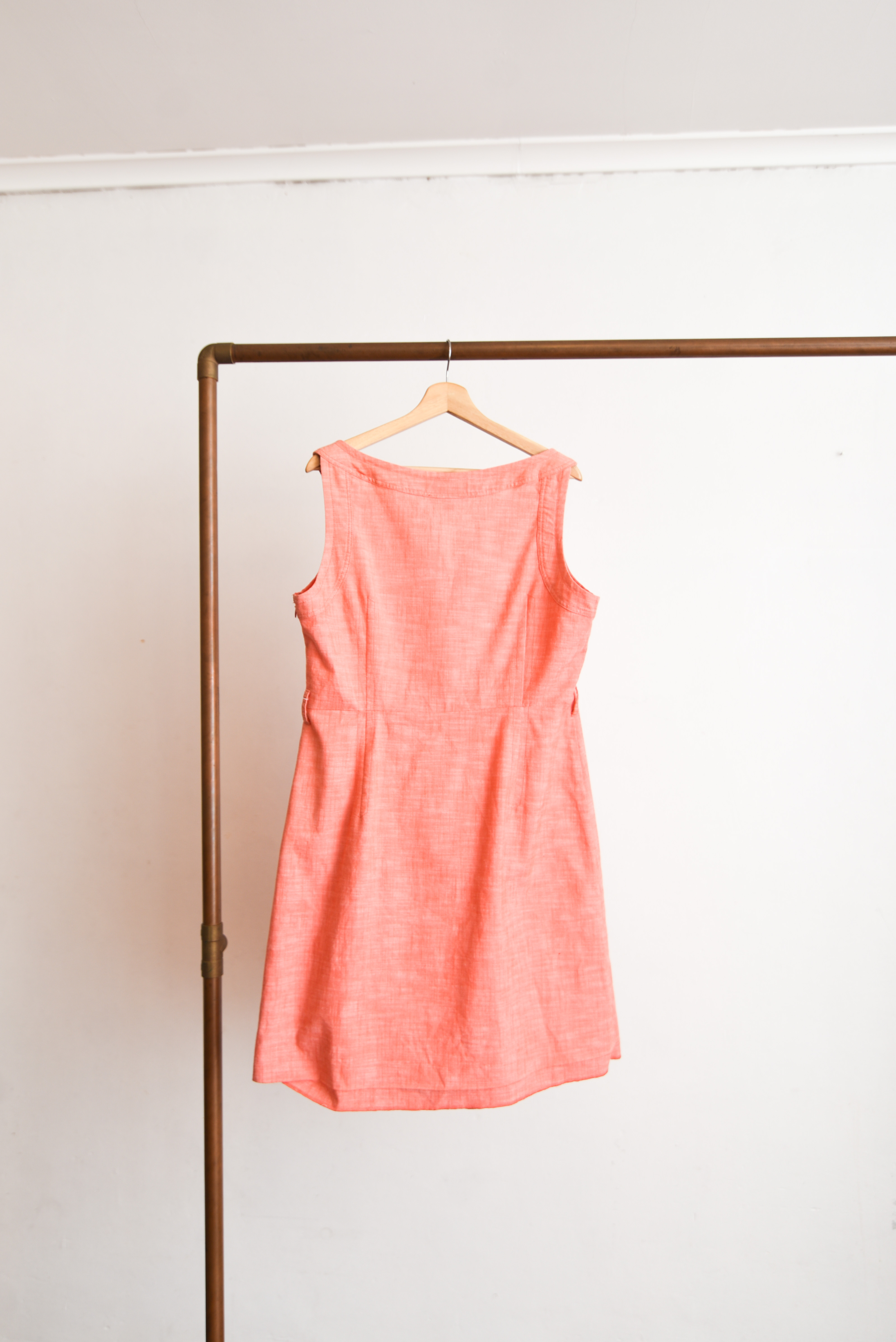 Vestido coral suave botones