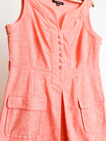 Vestido coral suave botones