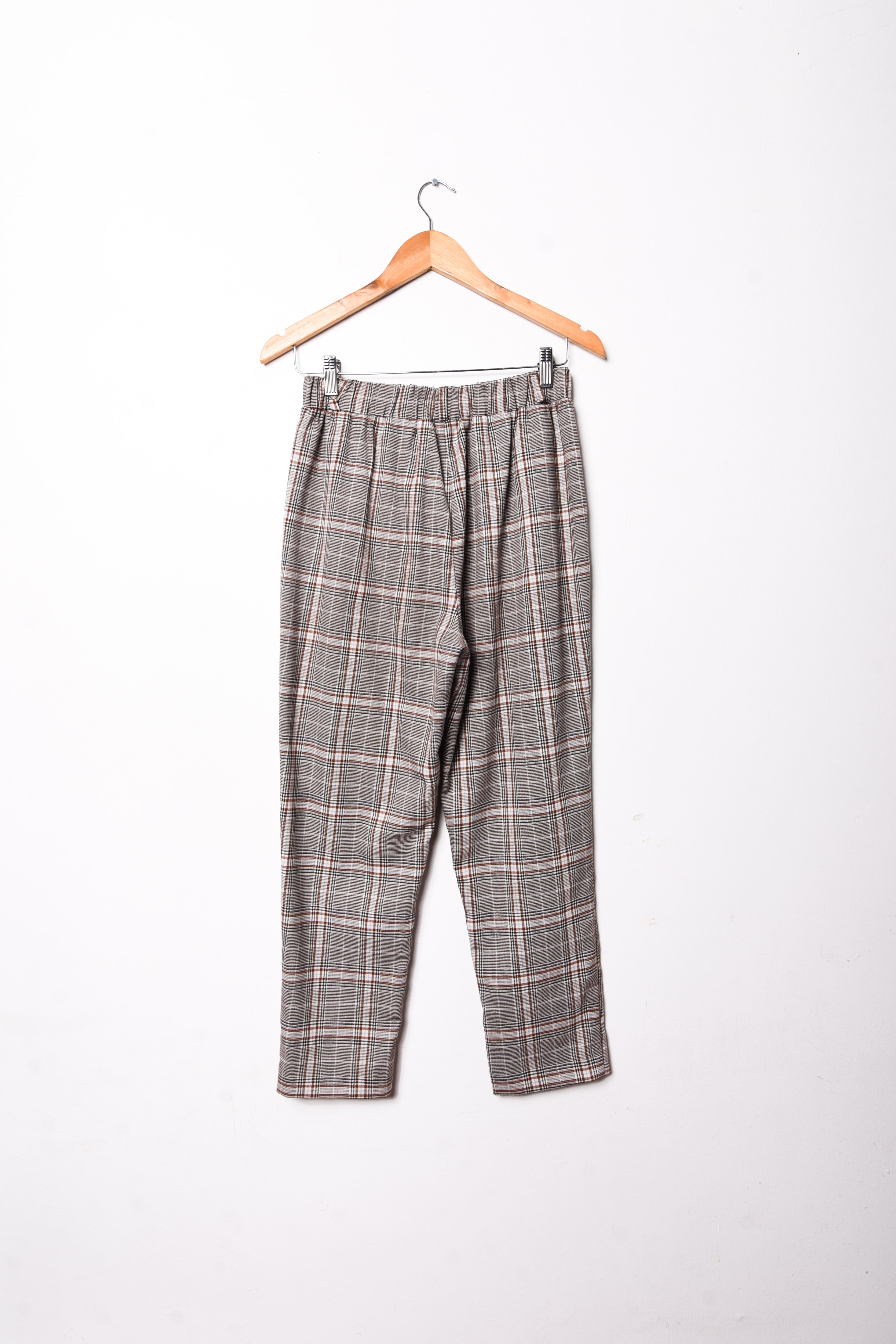 Pantalón tiro alto café Gales