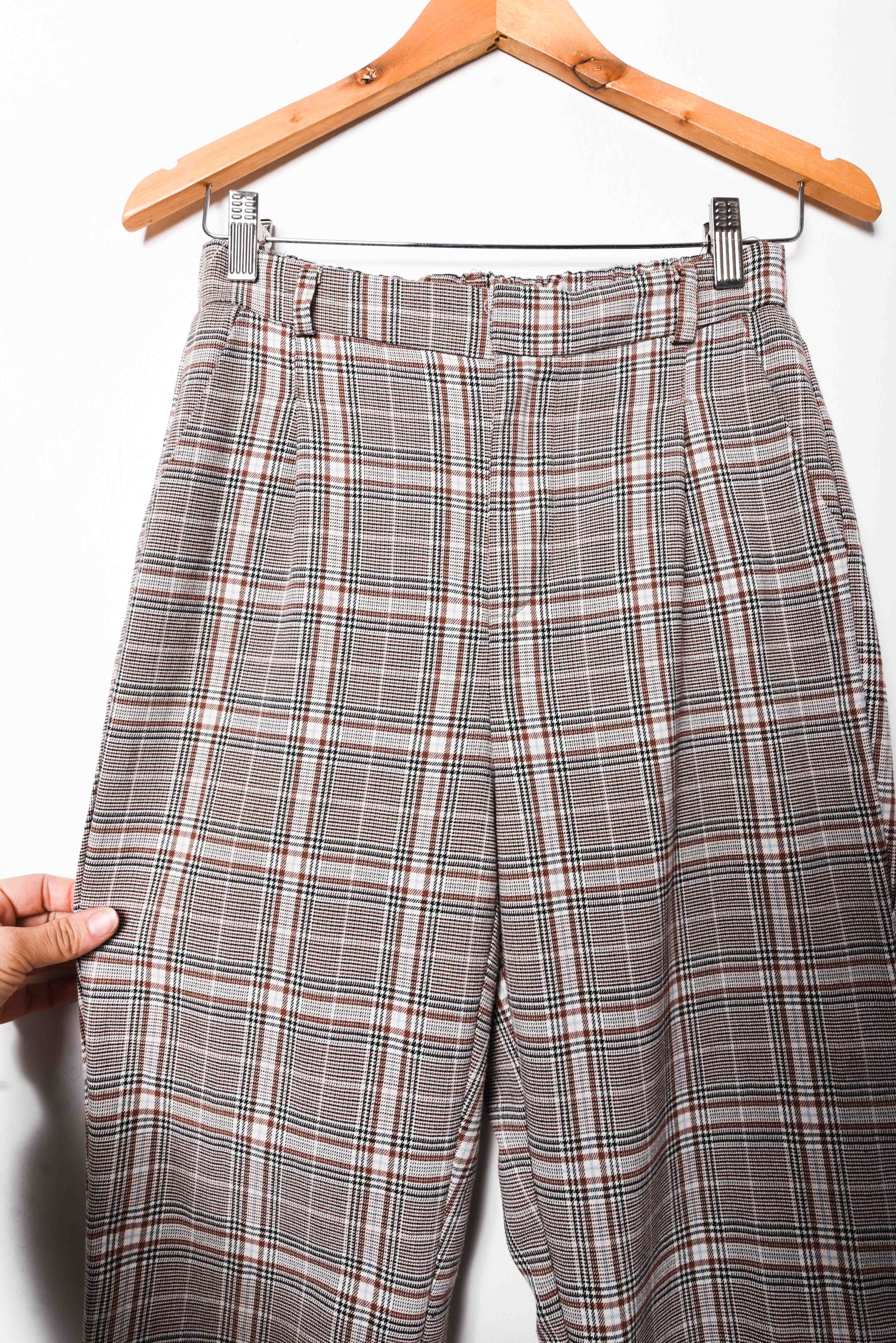 Pantalón tiro alto café Gales