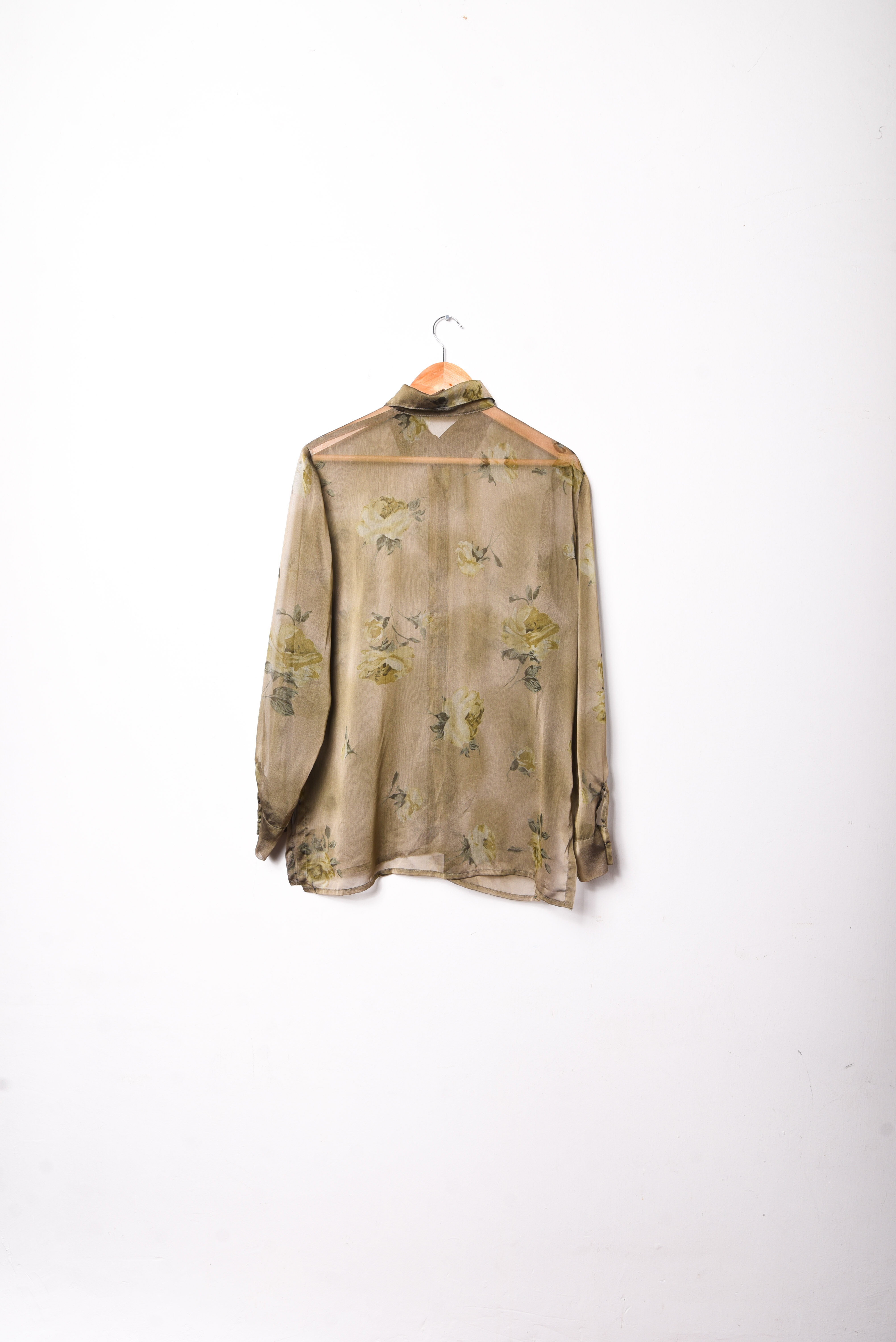 Blusa café verdoso floral 90s