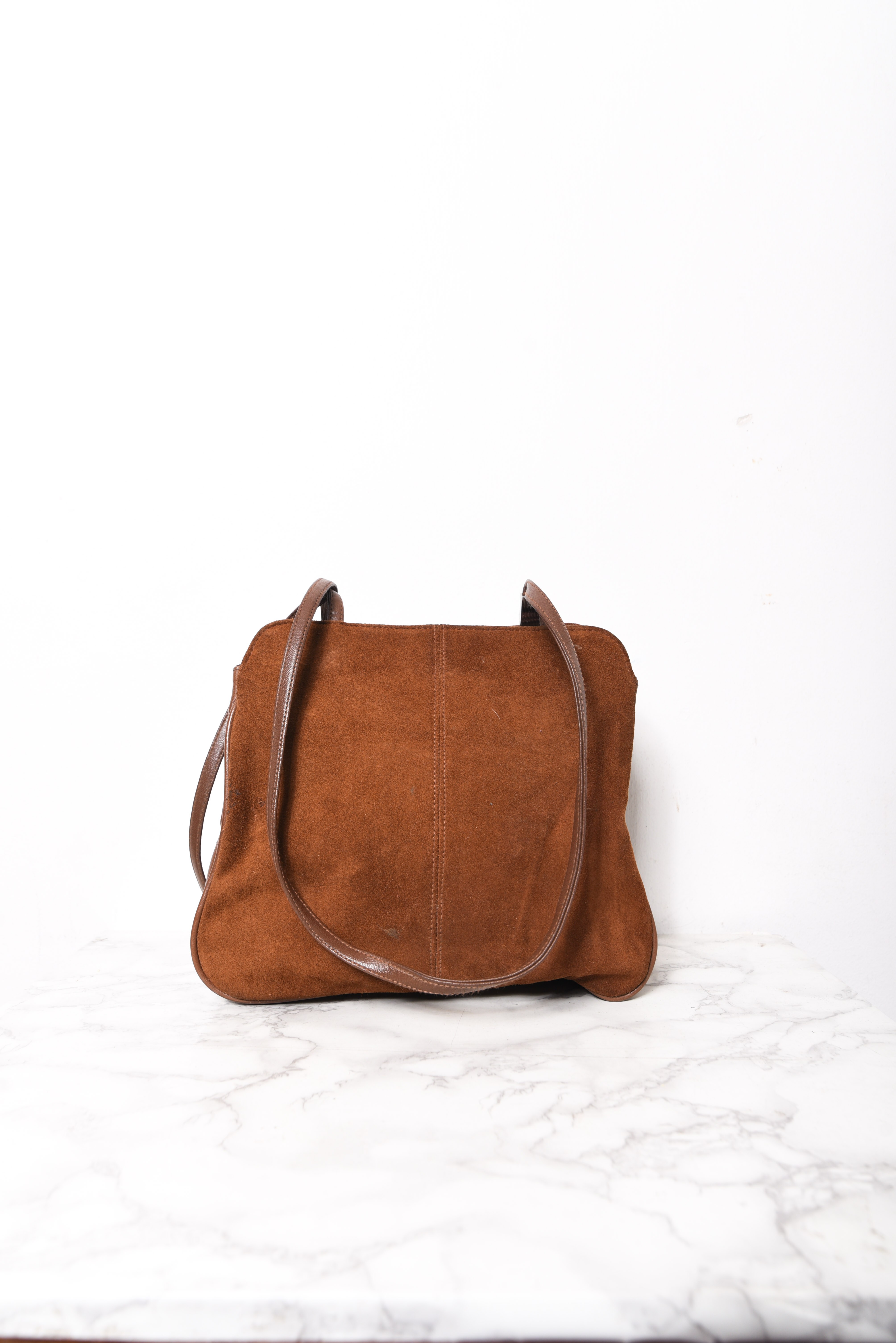 Cartera café gamuza 90s