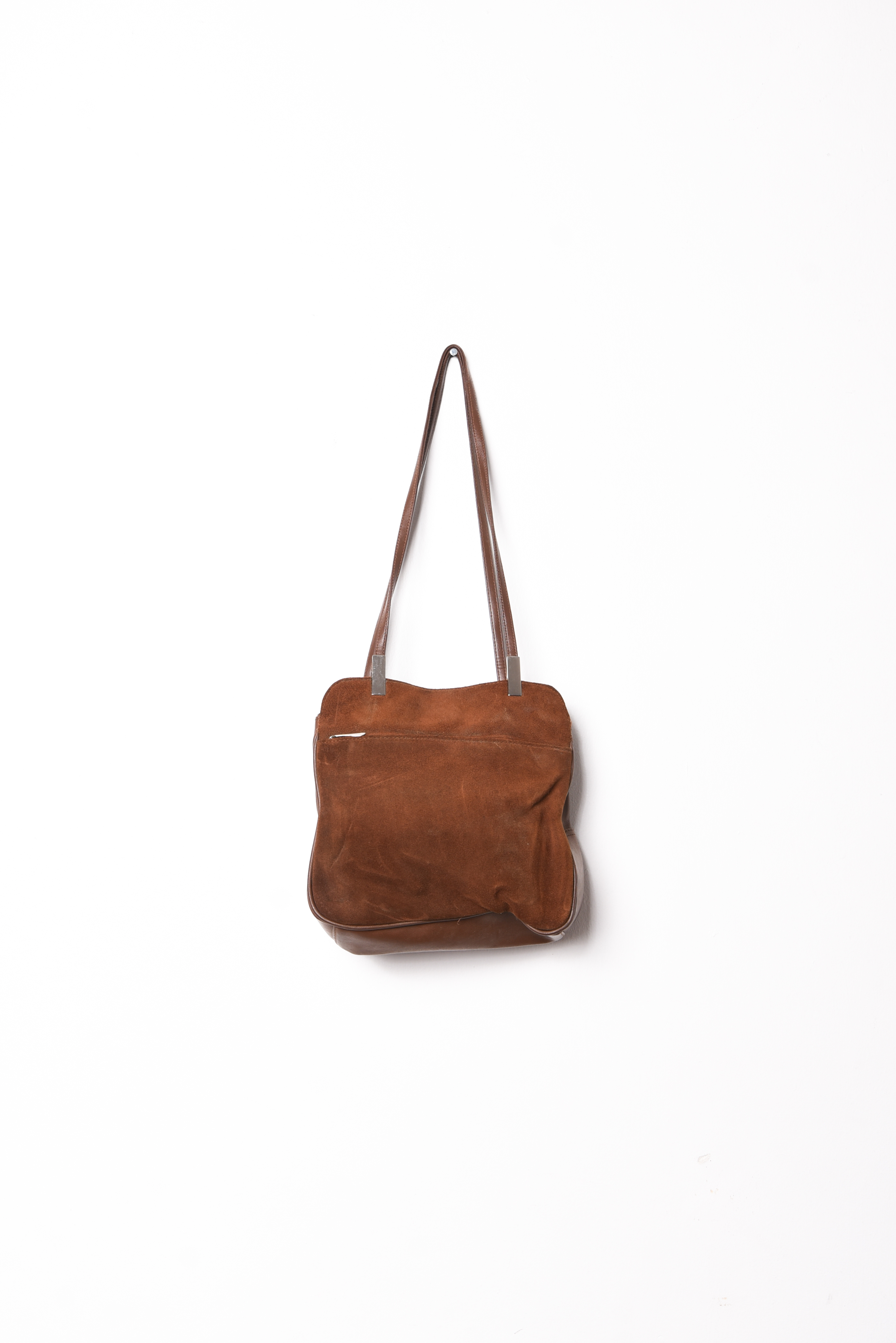 Cartera café gamuza 90s
