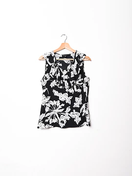 Blusa b&w floral