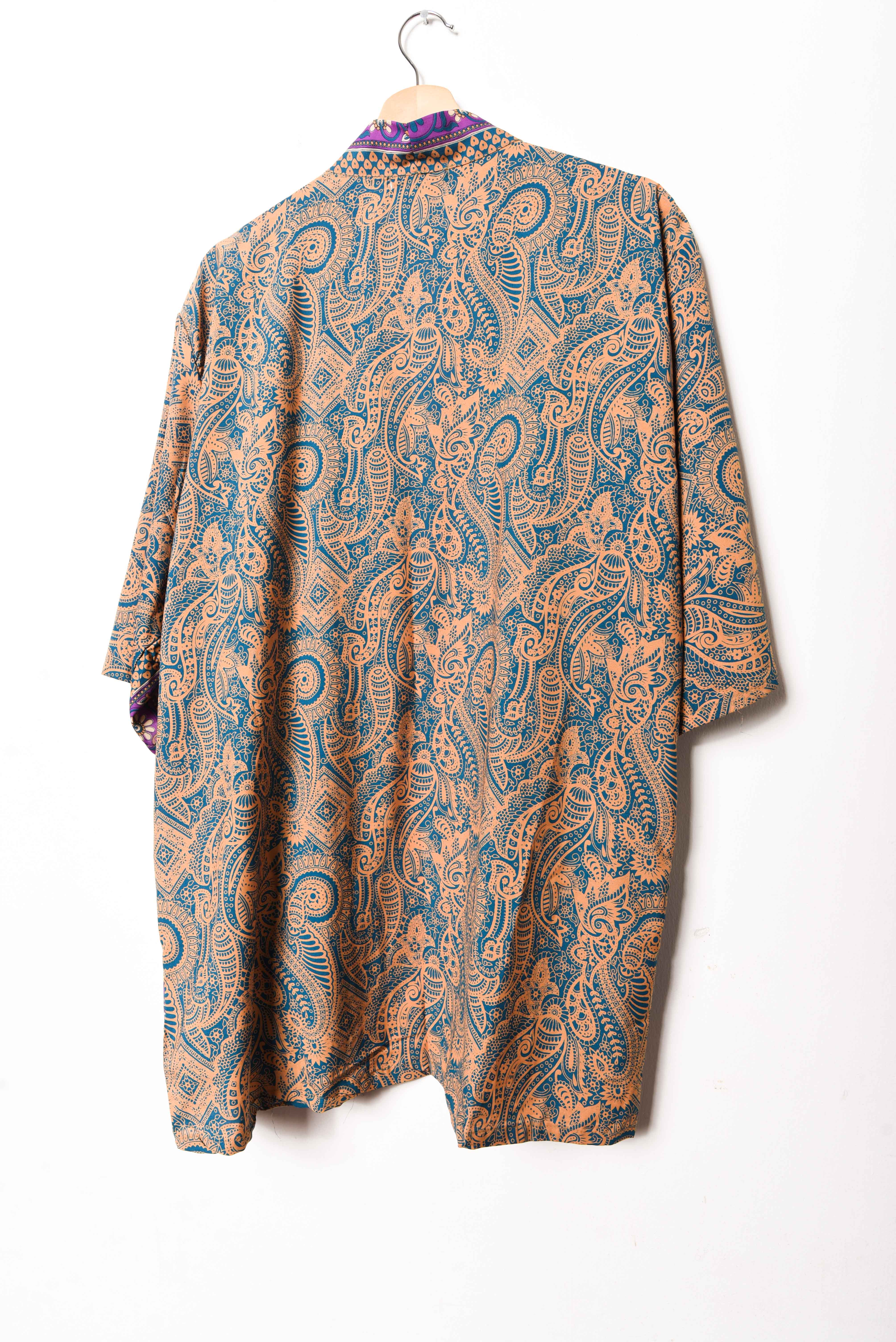 Kimono verde y morado paisley