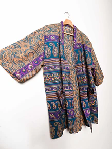 Kimono verde y morado paisley