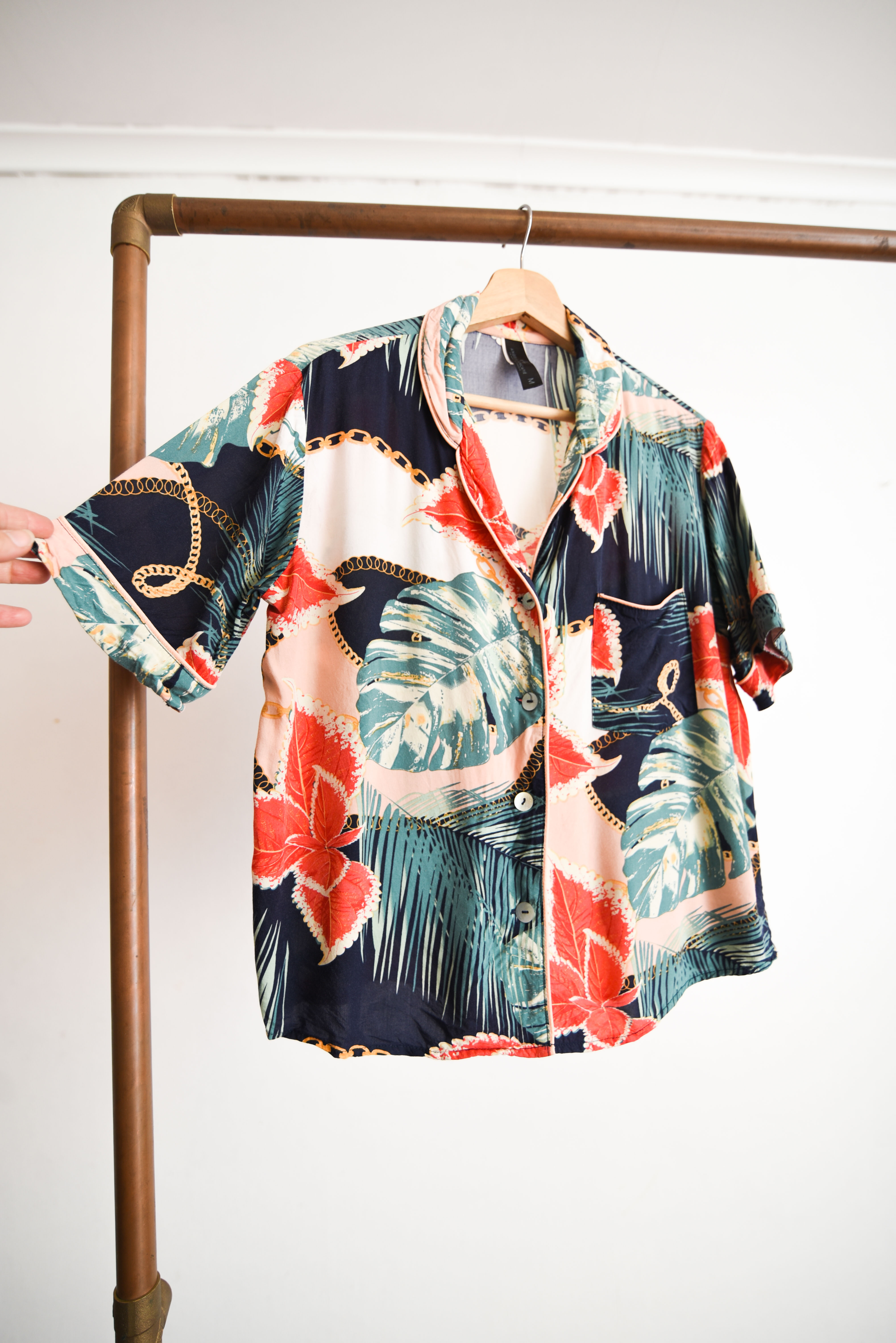 Blusa lencera green floral