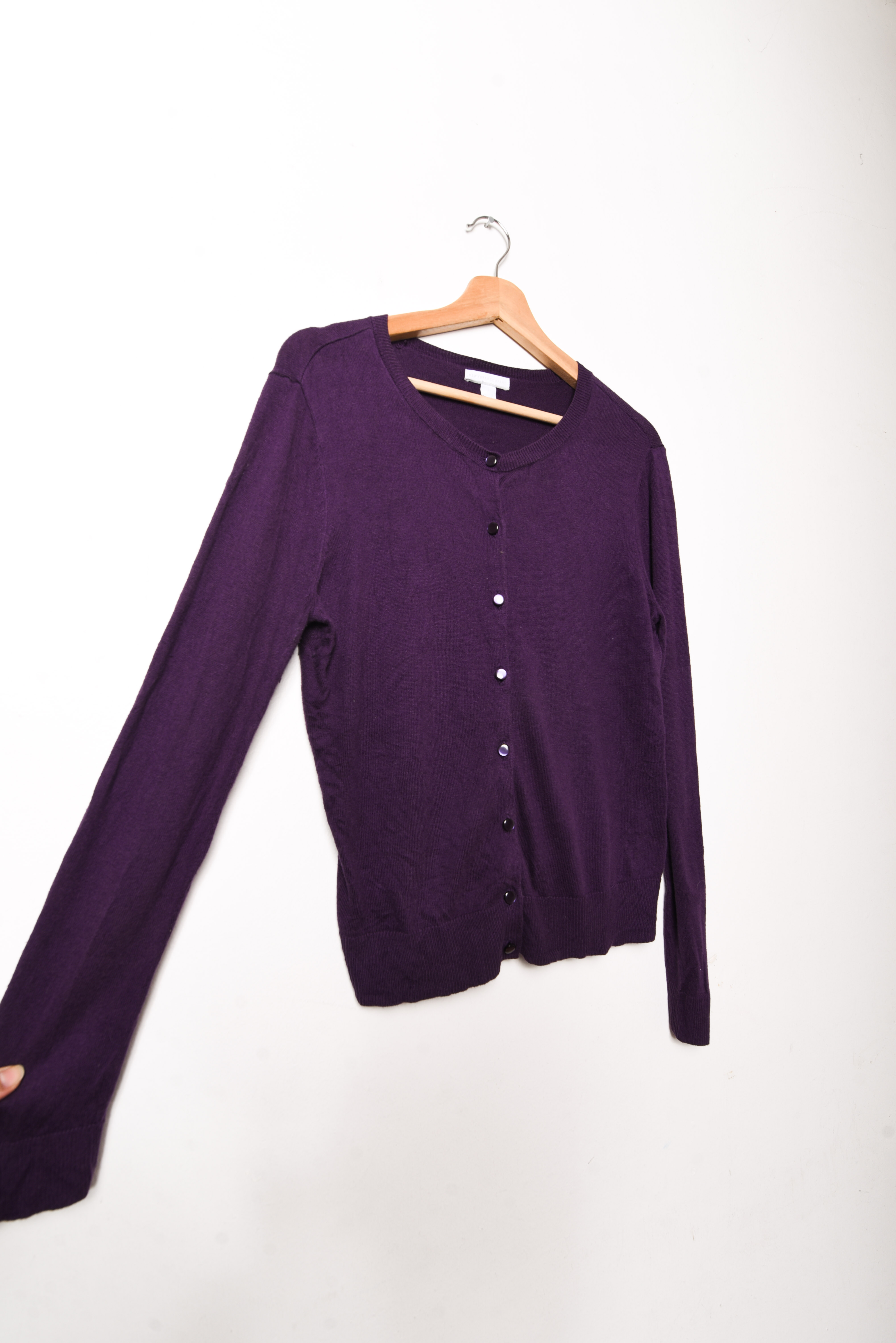 Cardigan morado botones