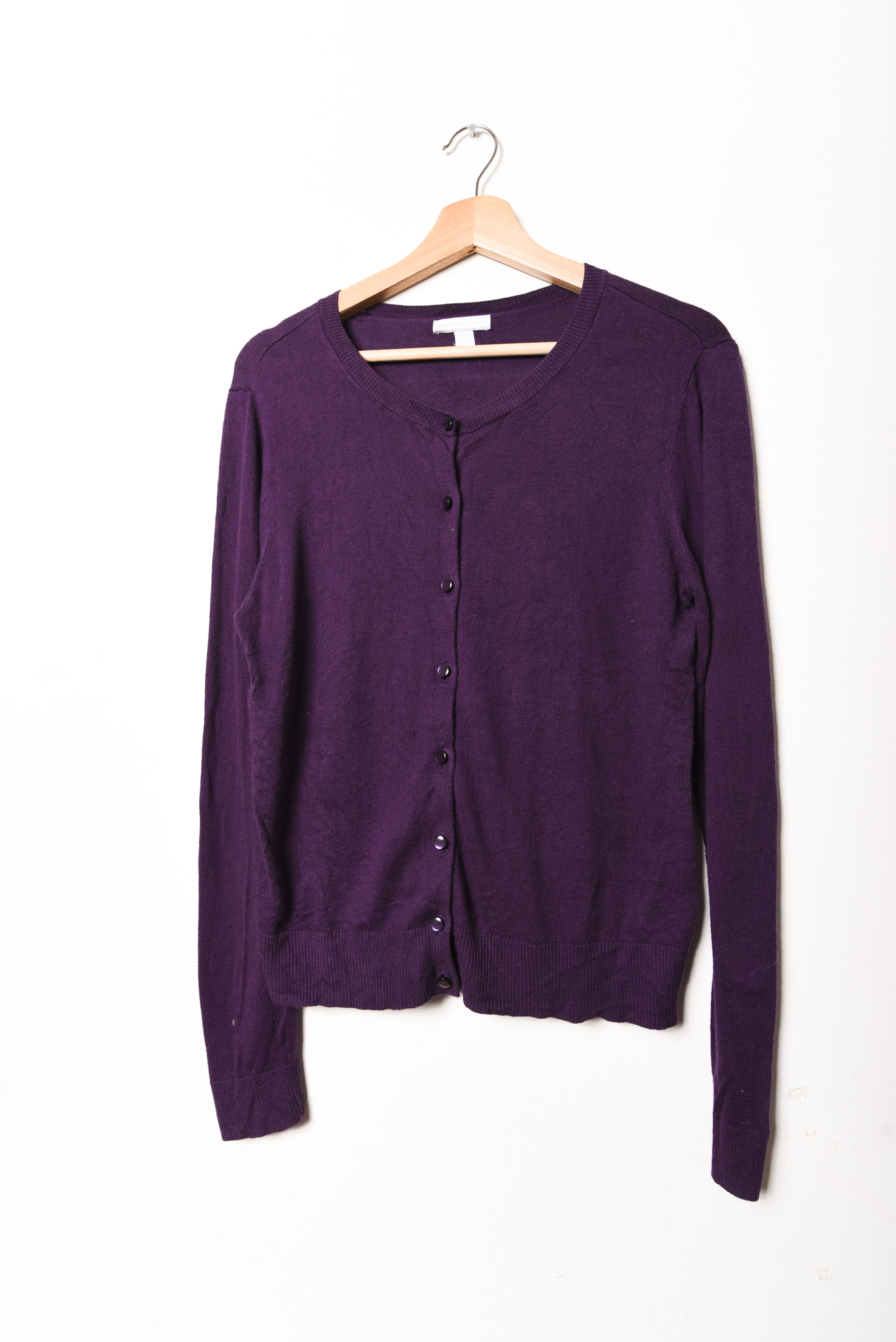 Cardigan morado botones