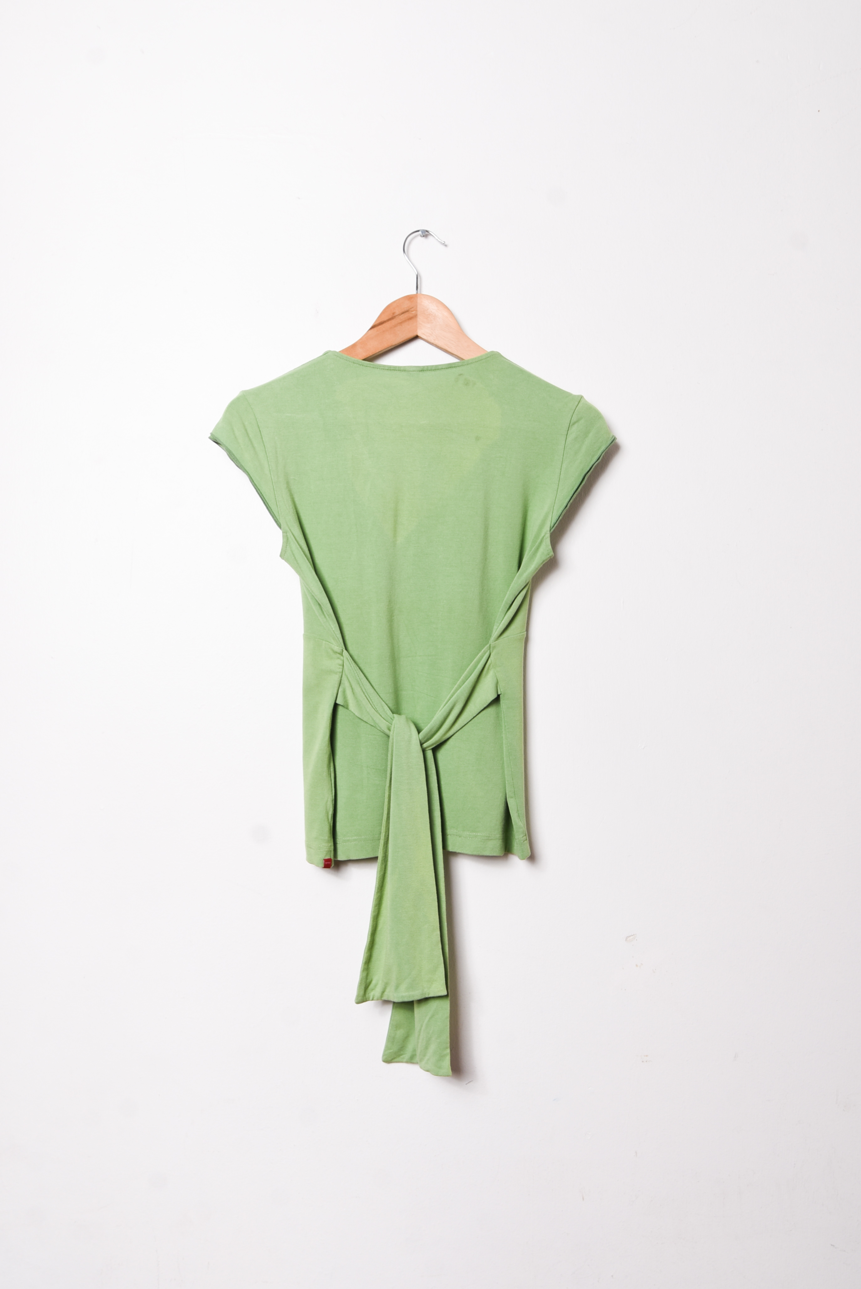 Top verde suave lazito