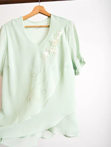 Top verde pastel vaporoso vntg