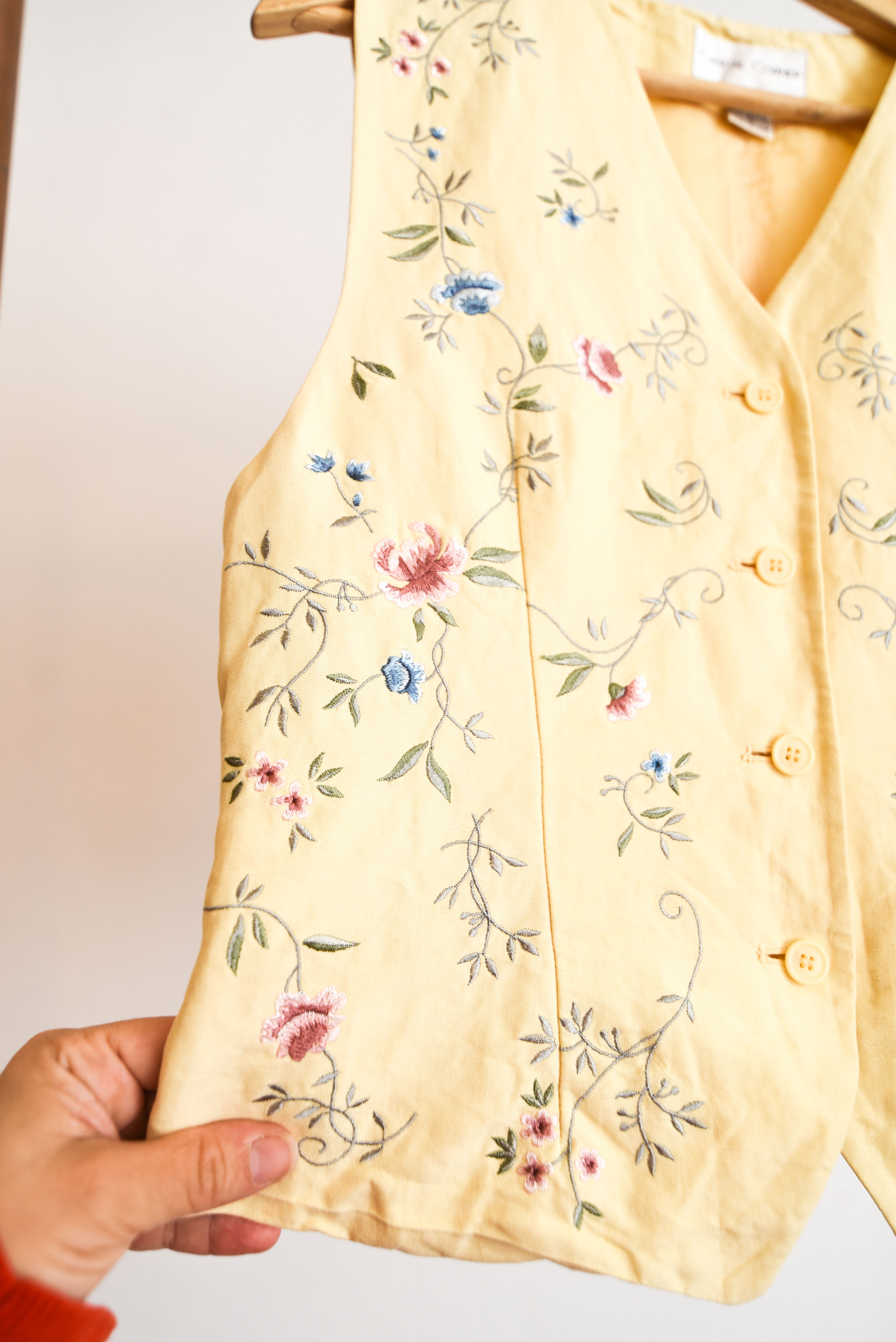 Chaqueta amarilla bordada lino vintage