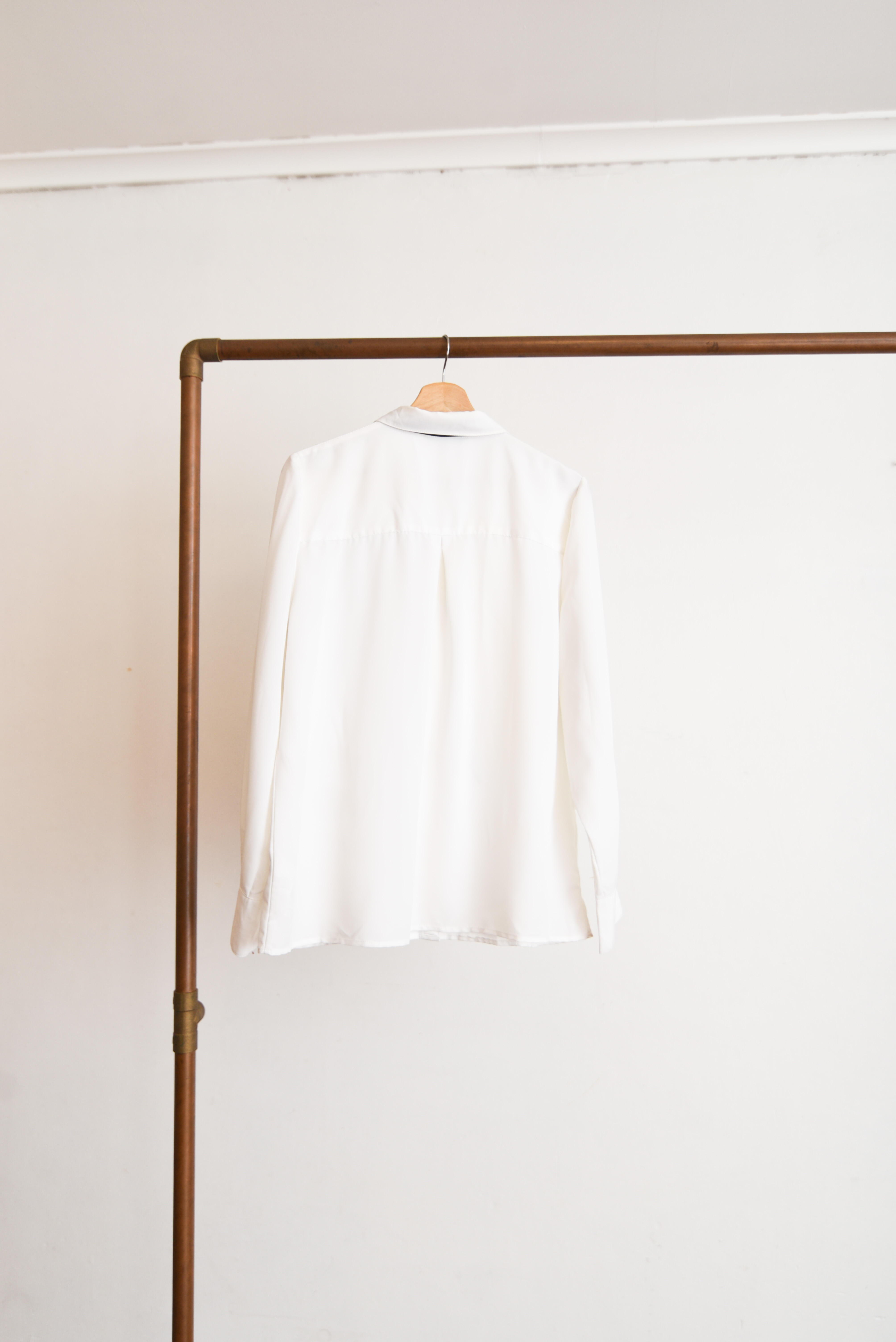 Blusa blanca lazito black