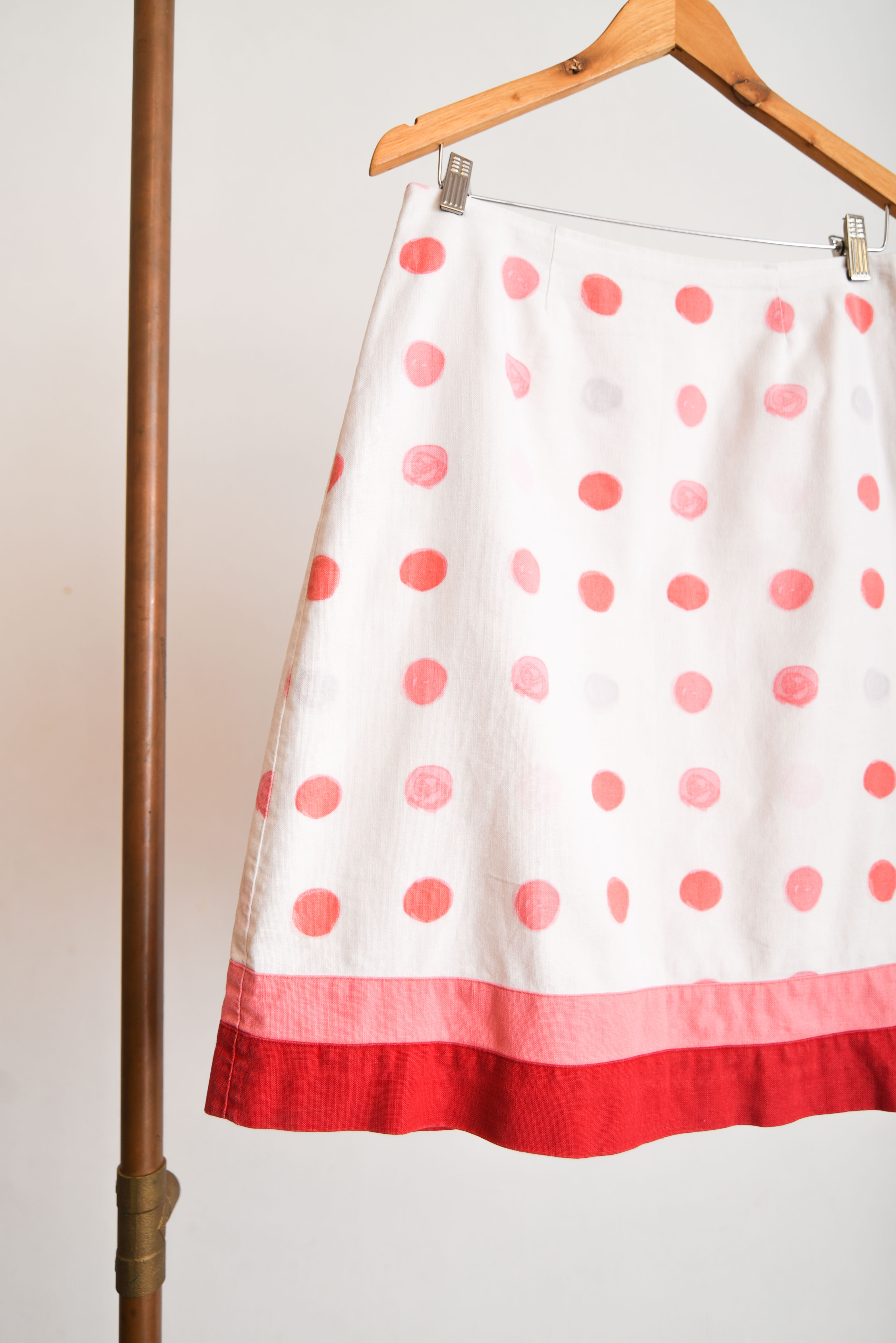Falda Laura Ashley lunares lino
