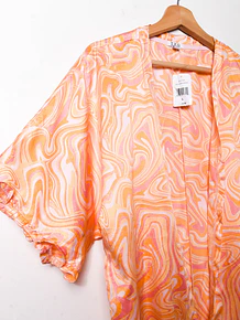 Kimono satinado naranjo wavy