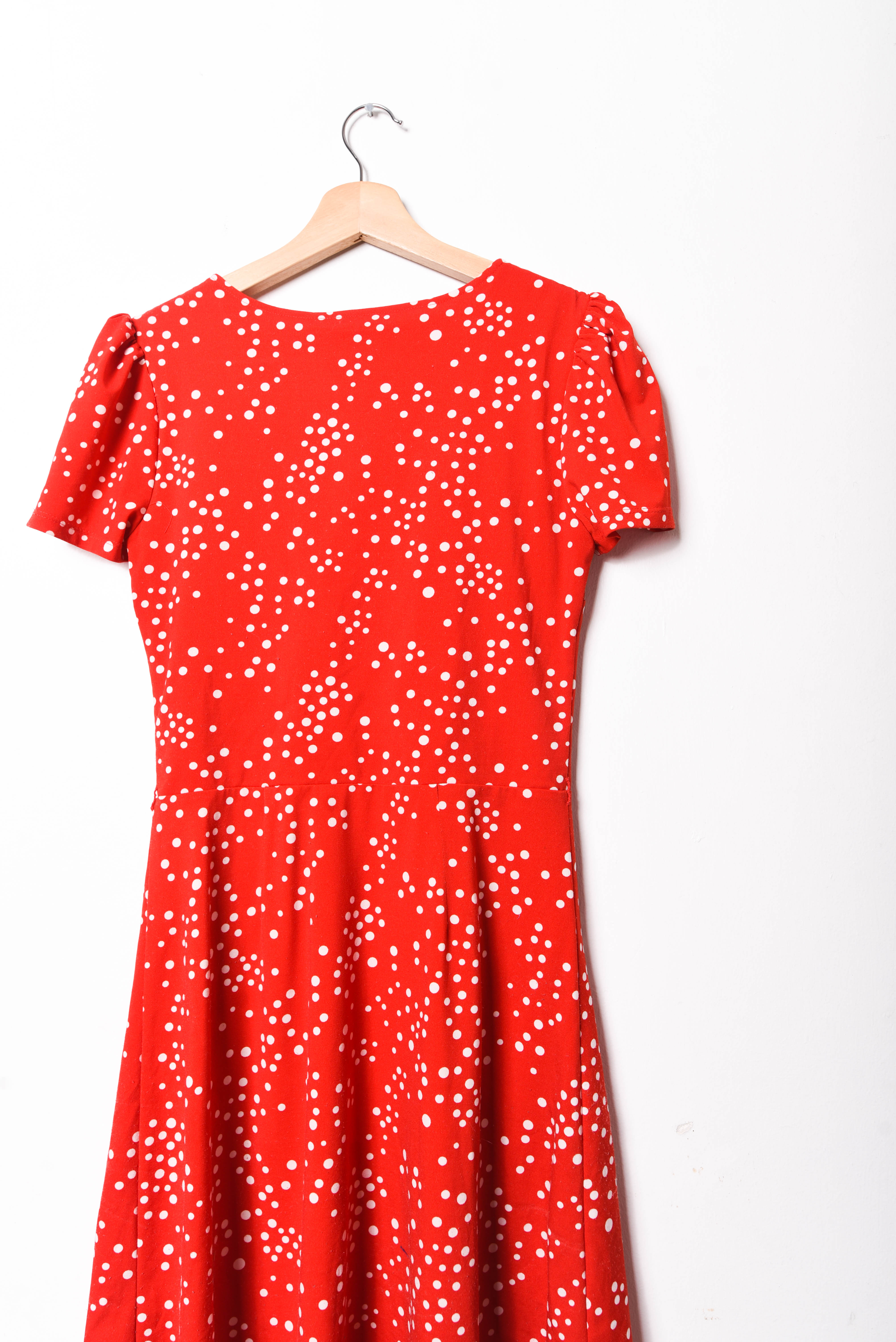 Vestido rojo dots botones