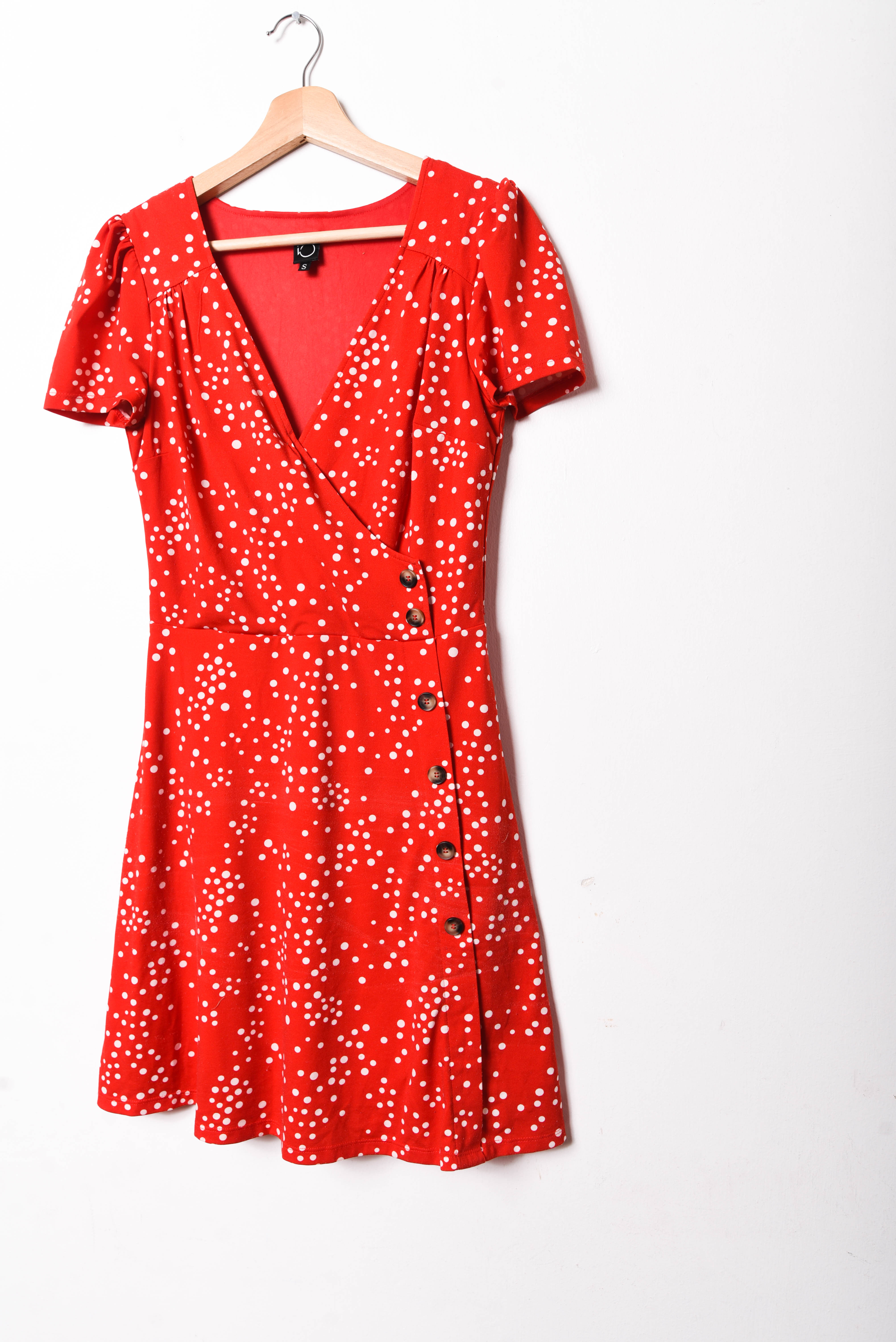 Vestido rojo dots botones